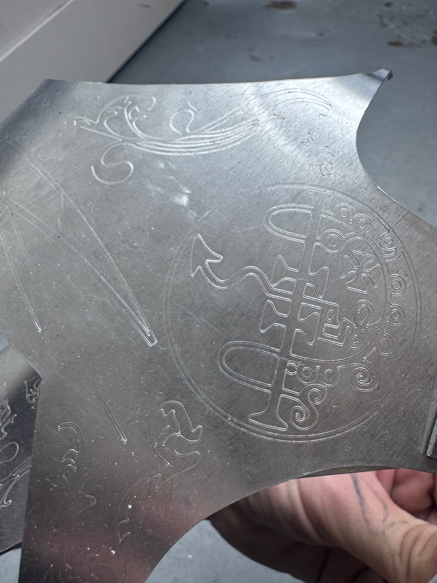 kai ghattaura engraved metal hinged cap