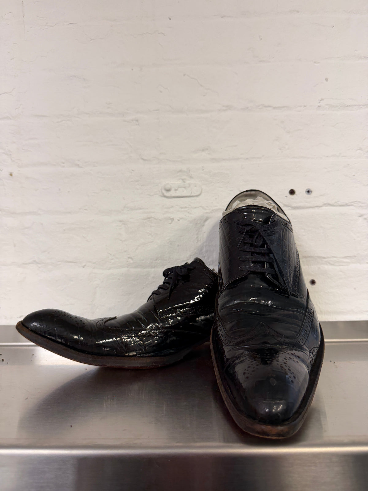 Hiromu Takahara Crocodile-Effect Derby Shoes
