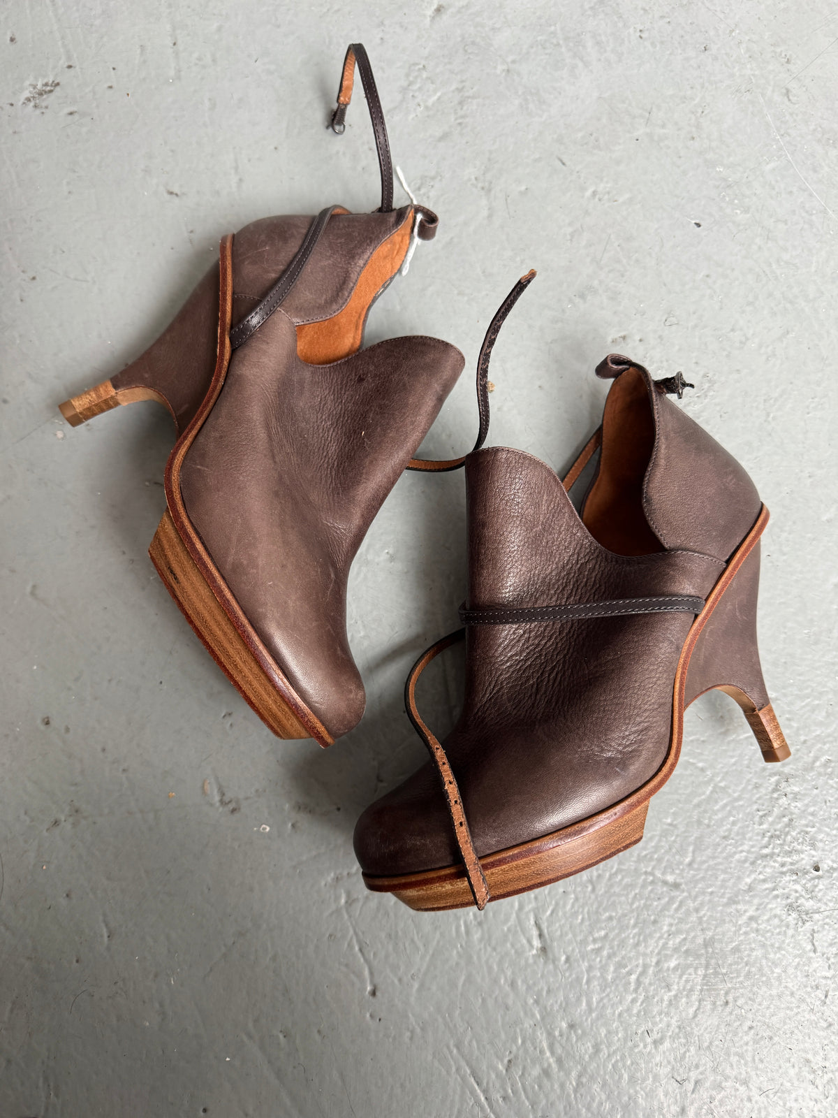 leif dottir abstract wooden heel 6