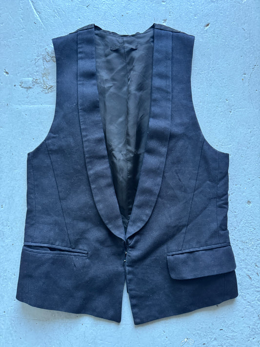 the viridi-anne low lapel waistcoat