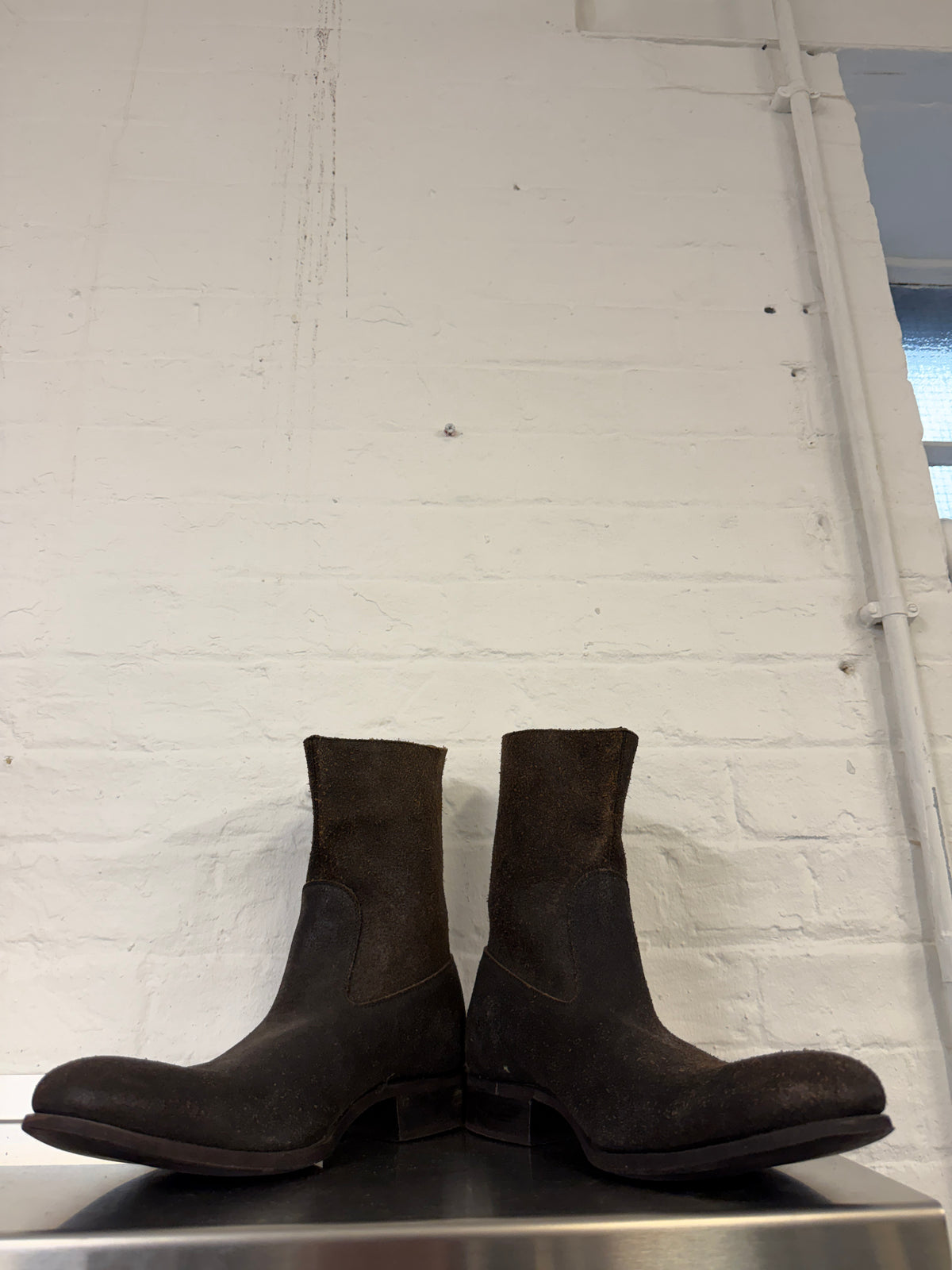 Carpe Diem Reverse Horse Leather Back-Zip Boots (43/44)