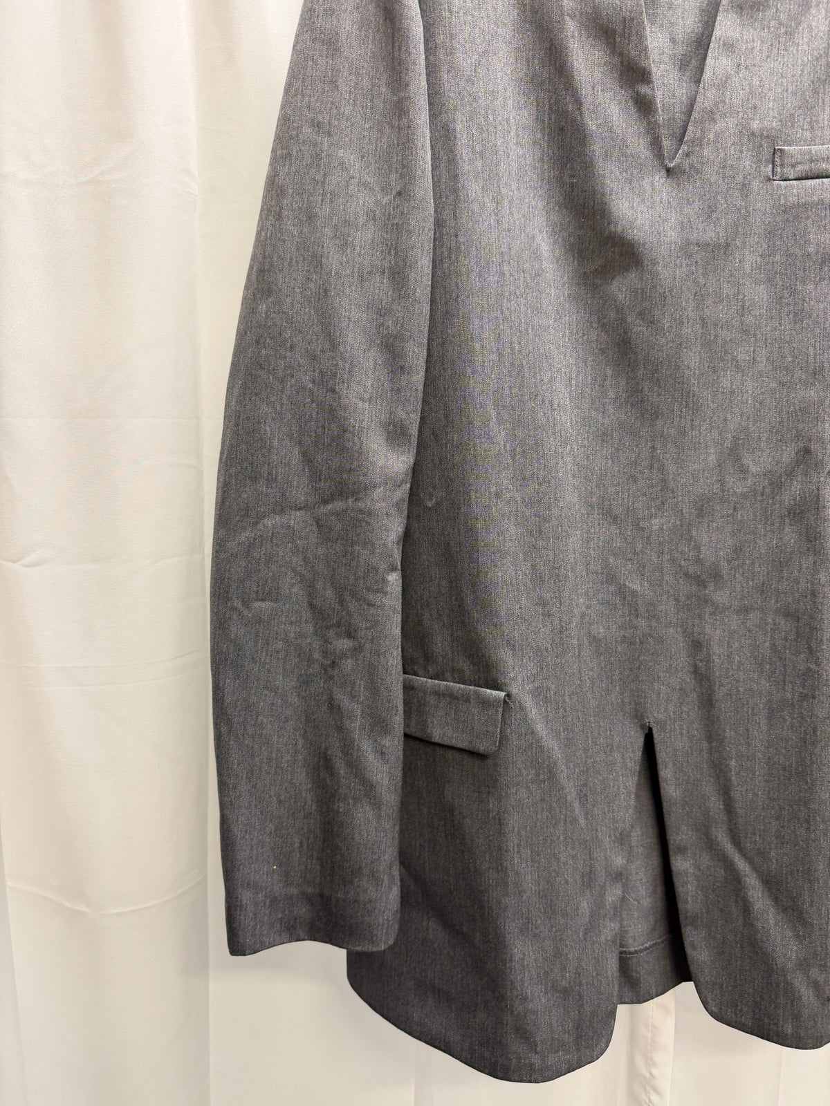 Beauty:Beast 2000s Grey Pullover Blazer (M)
