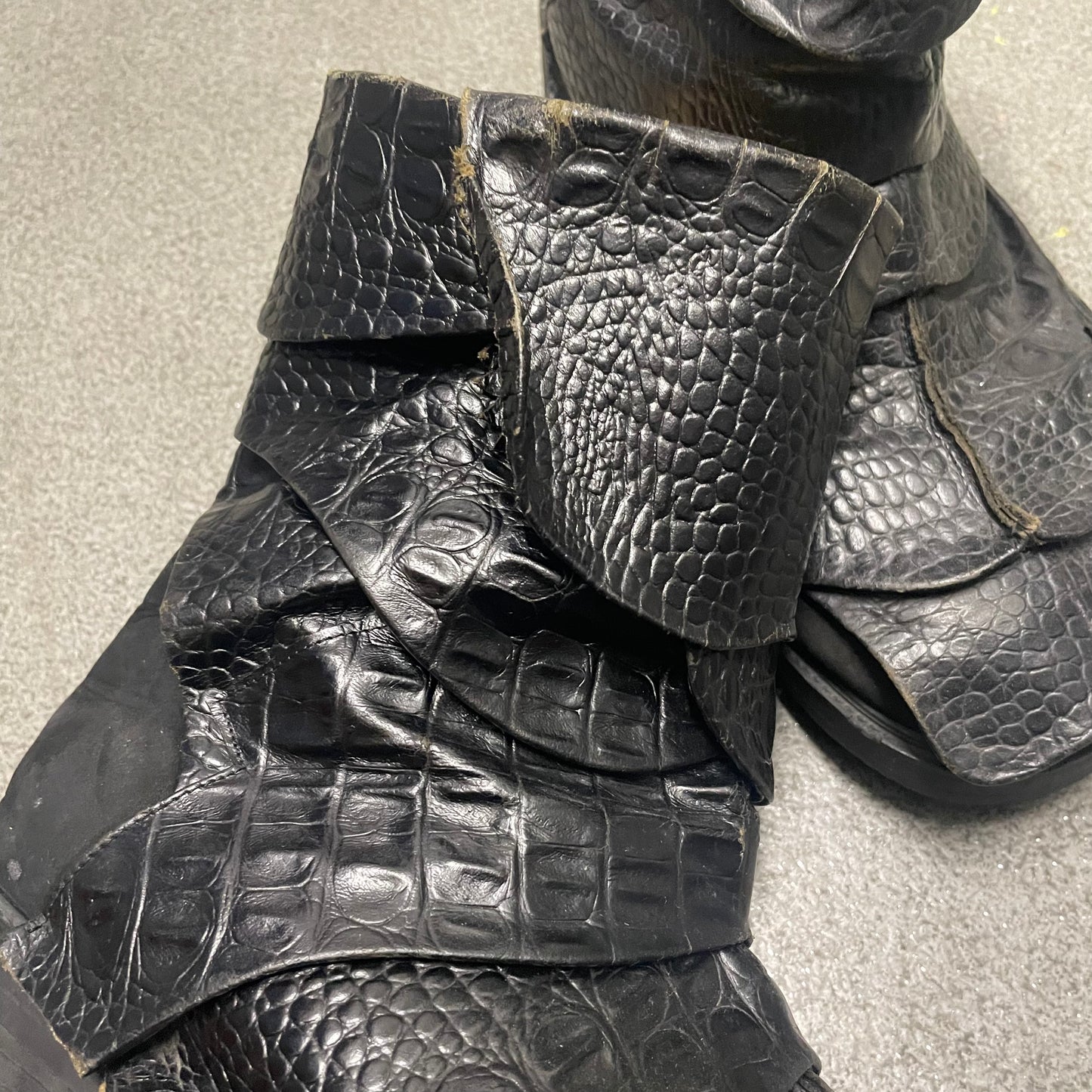 20471120 AW97 Dino/Reptile Boots