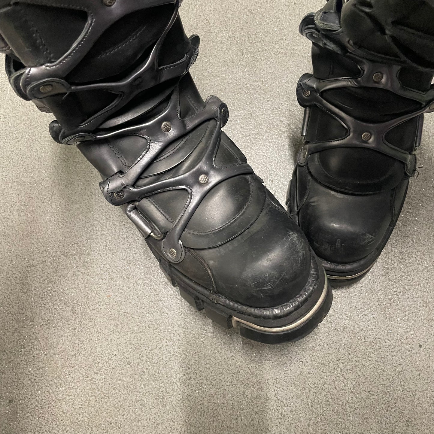 New Rock Monster Strap Grill Boots