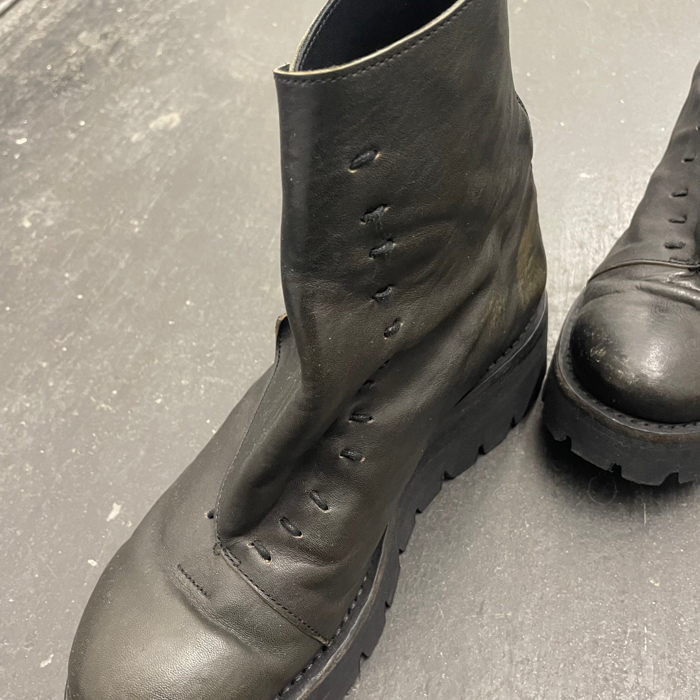 Portaille Horse Leather Cross Strap Boots
