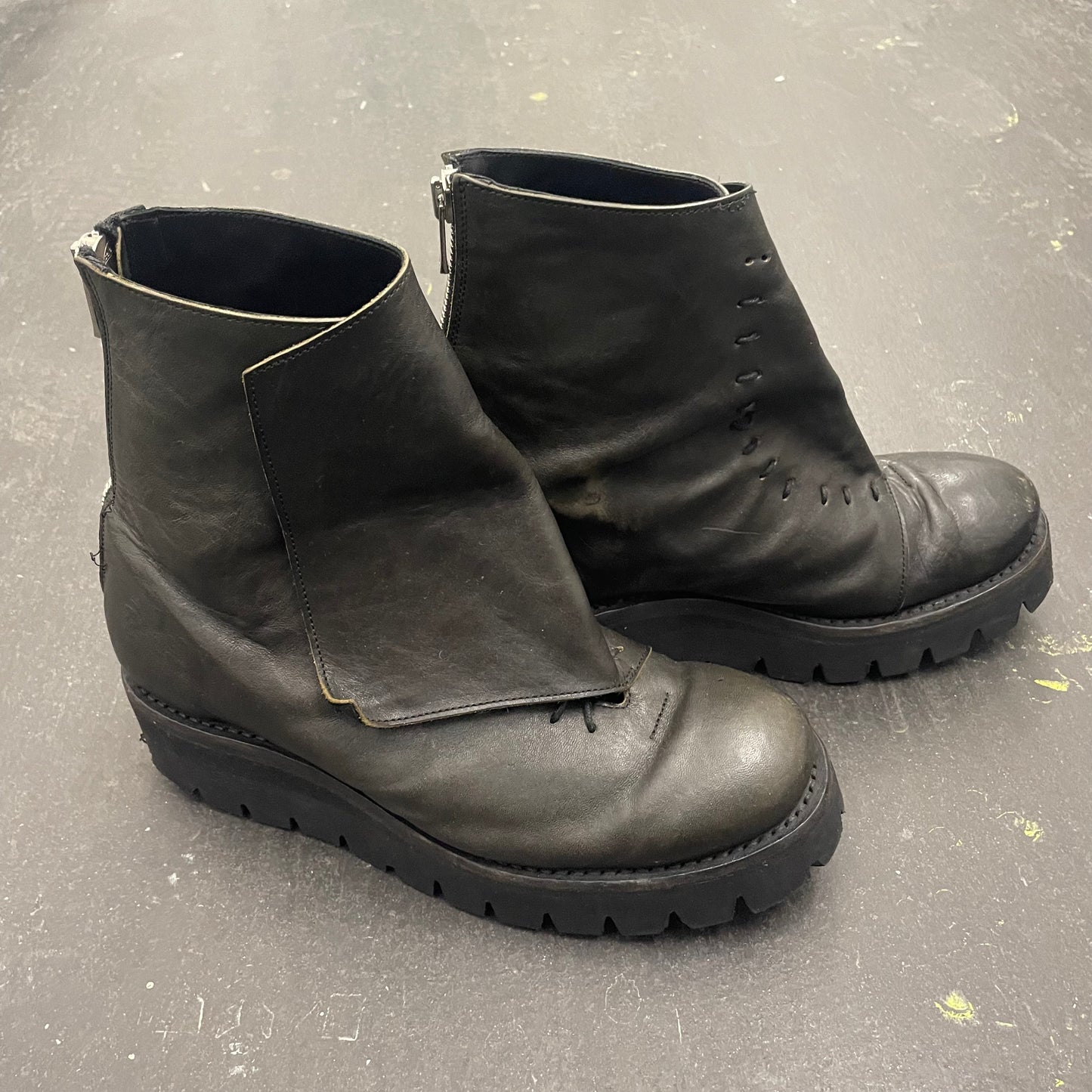 Portaille Horse Leather Cross Strap Boots