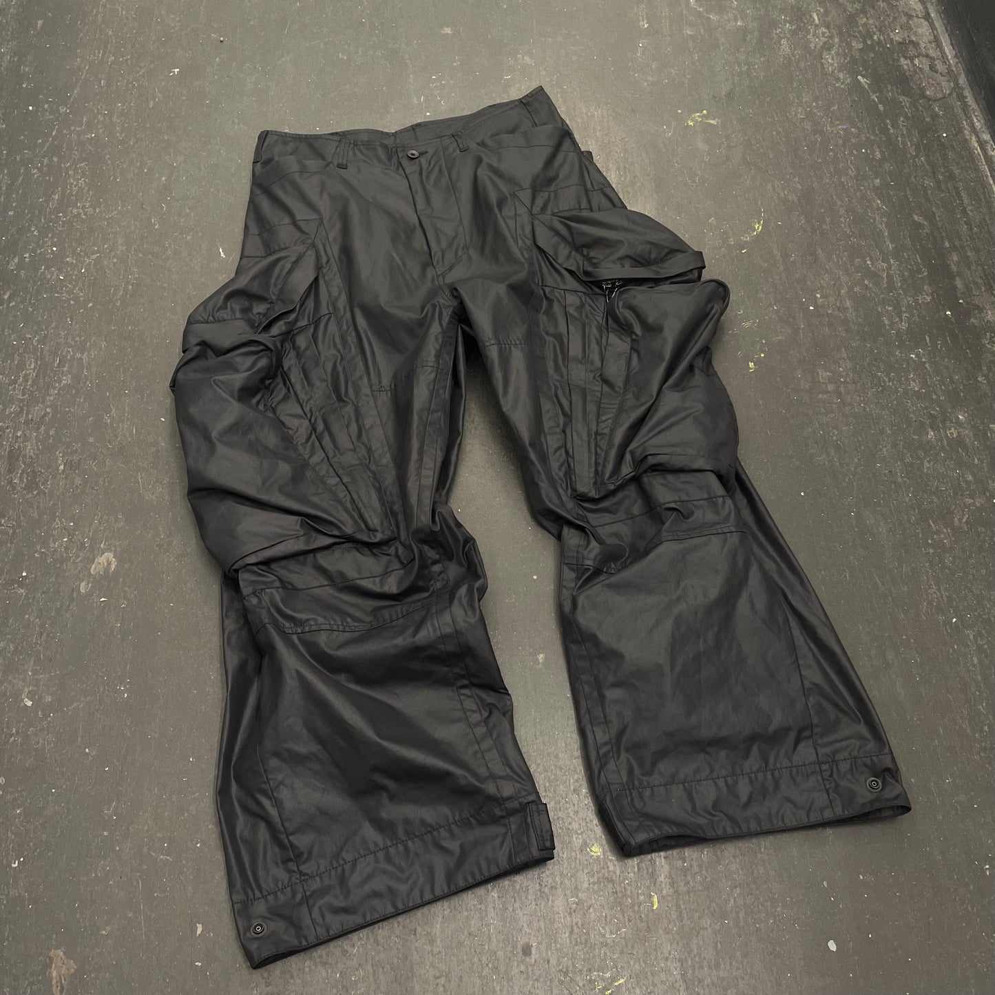 Julius AW22 Mega Leg Gas Mask Cargo Pants
