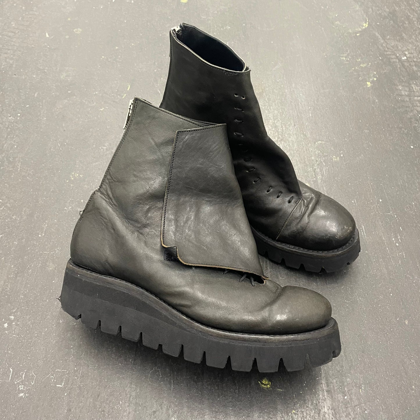 Portaille Horse Leather Cross Strap Boots