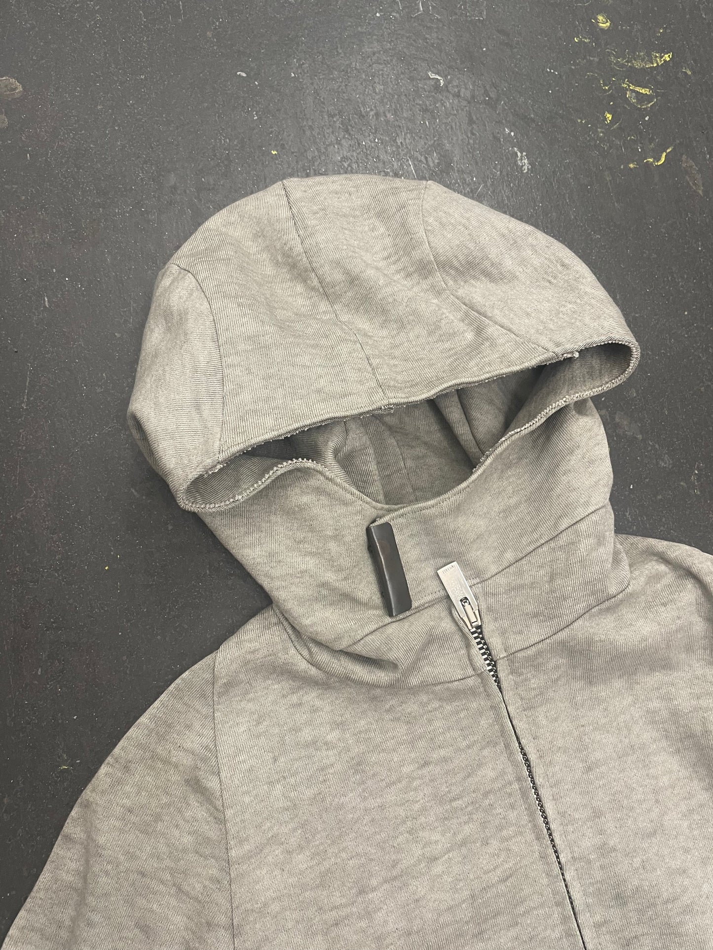 MN Last Tape Seam High Neck Hooded Jacket