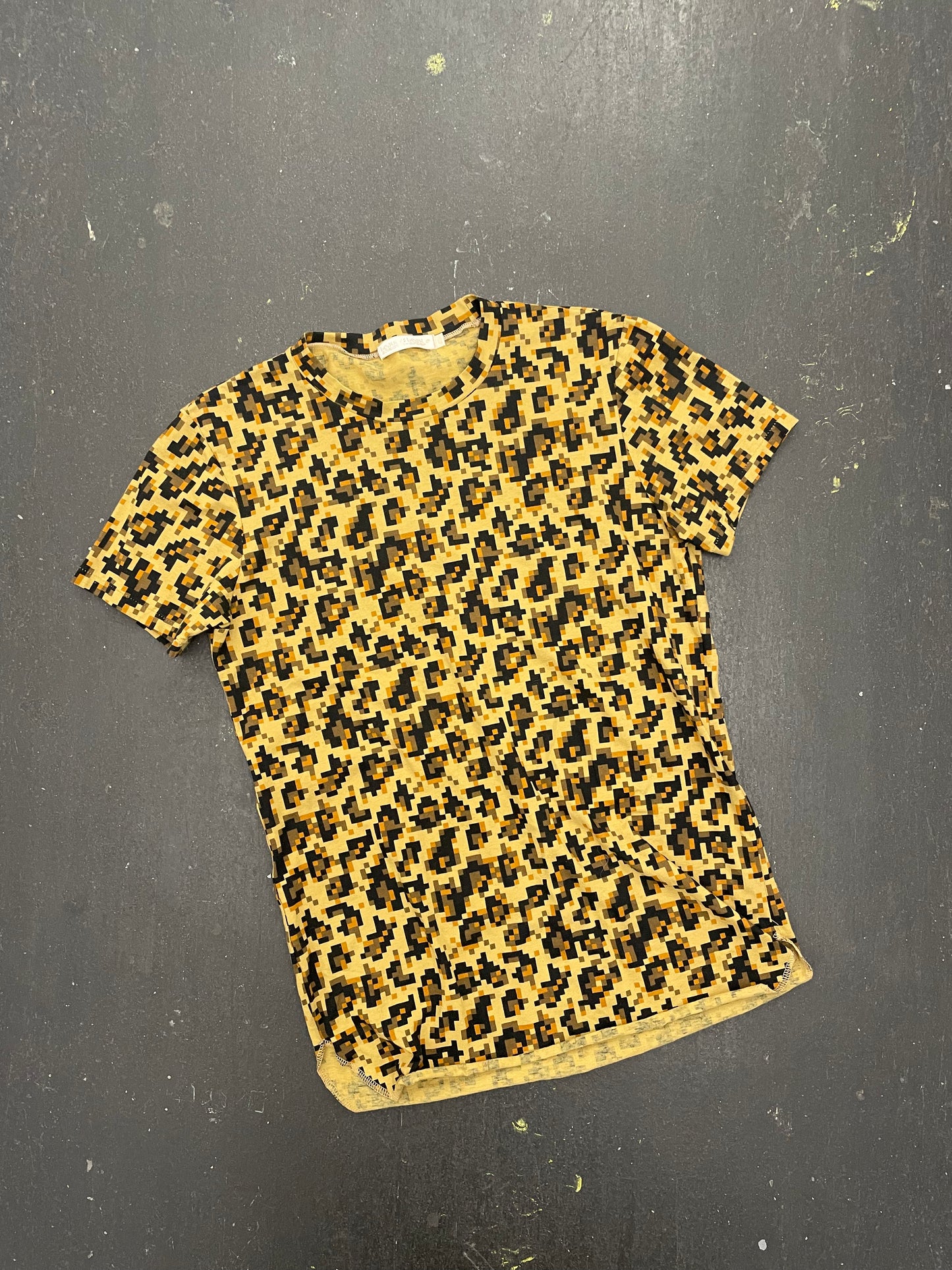 beauty:beast digi leopard tee