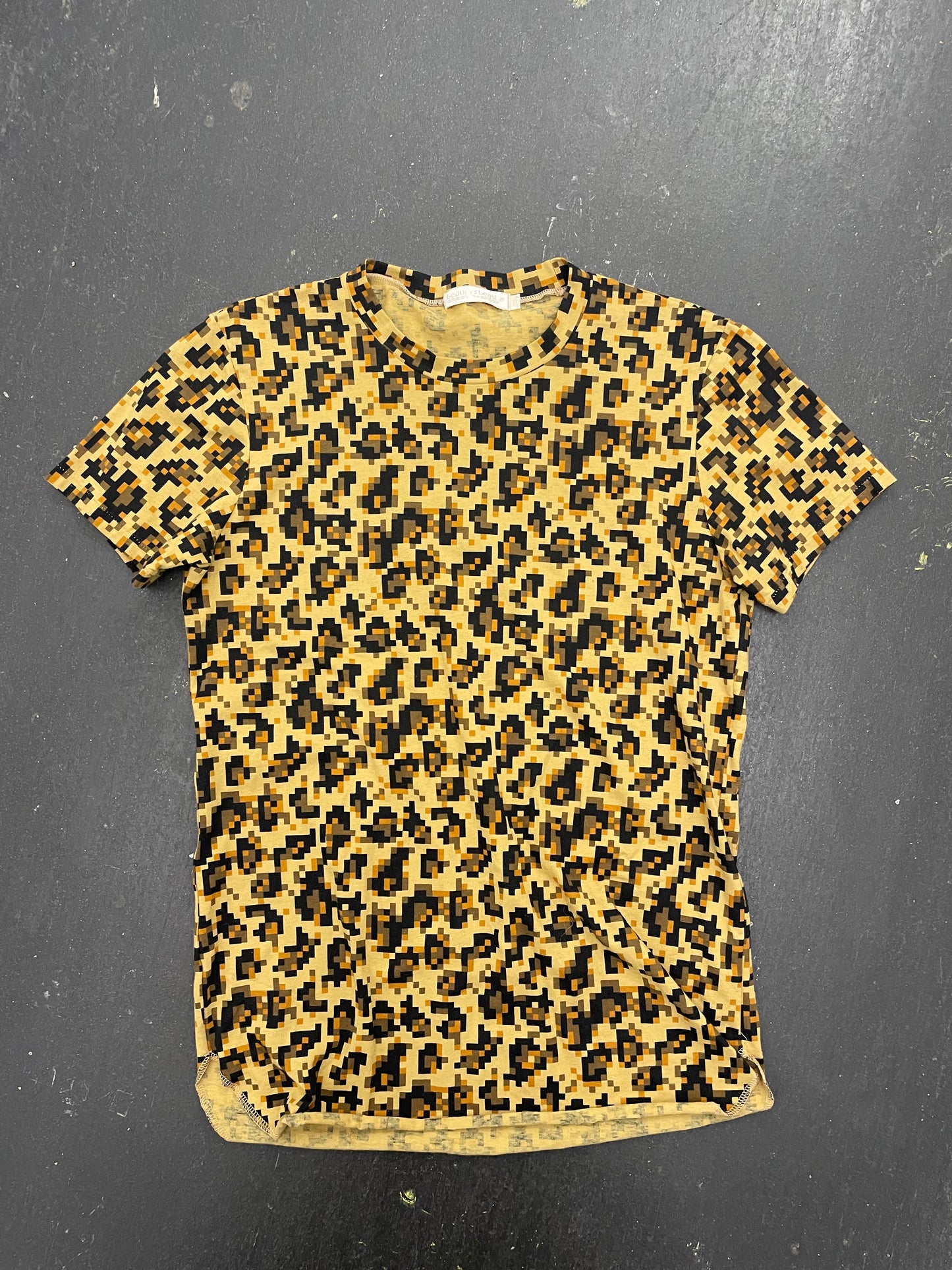 beauty:beast digi leopard tee
