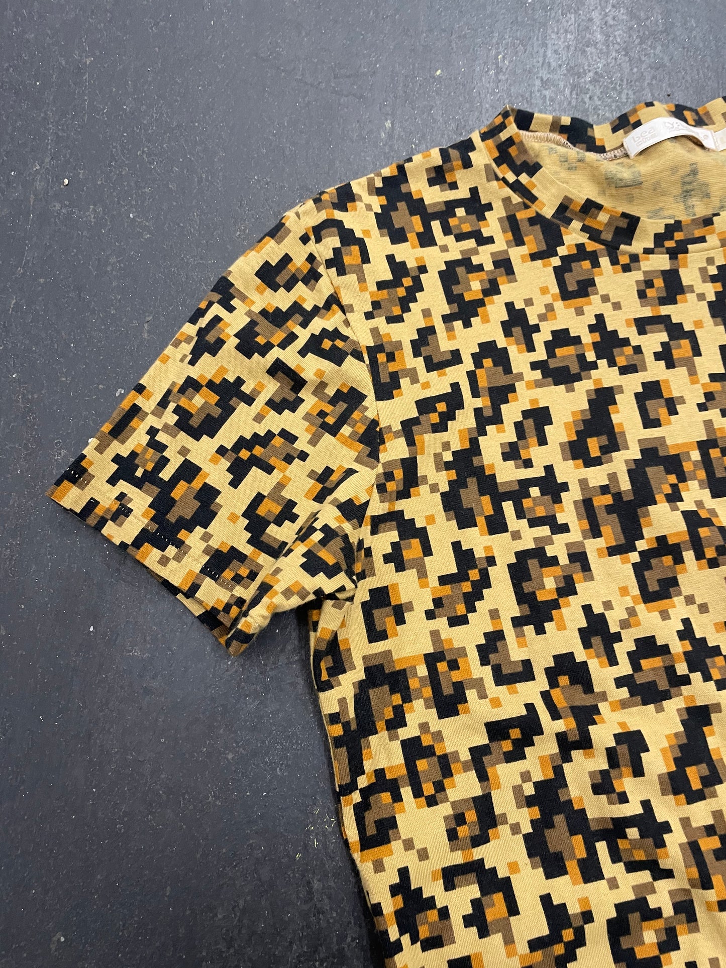 beauty:beast digi leopard tee