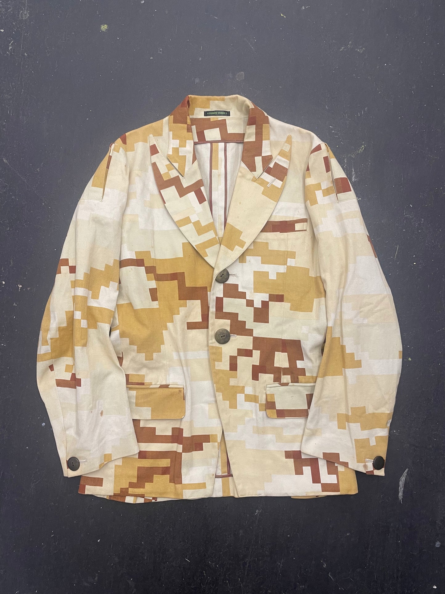 beauty:beast digi camo point label blazer