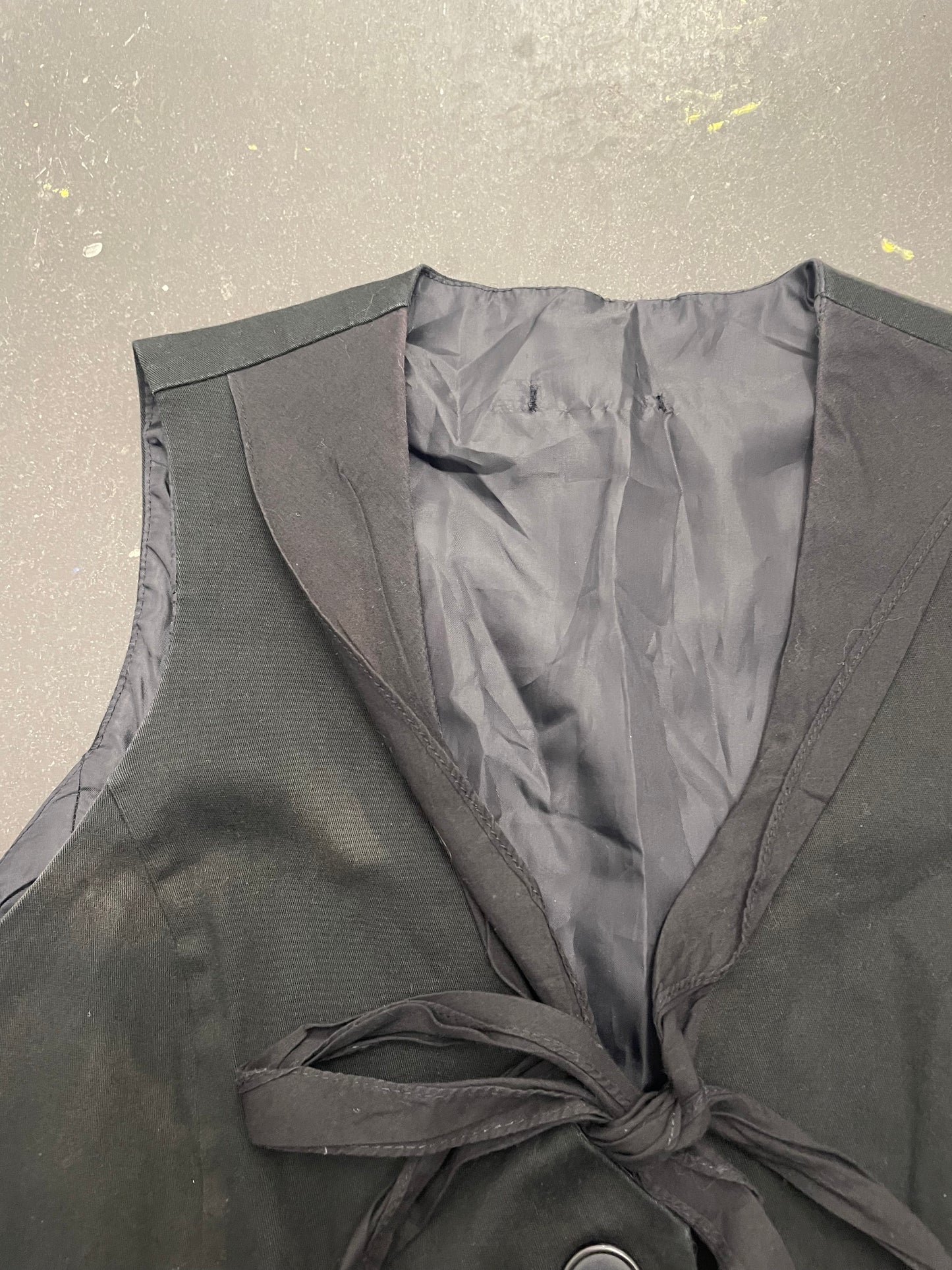 Tassel Neck Drape Waistcoat