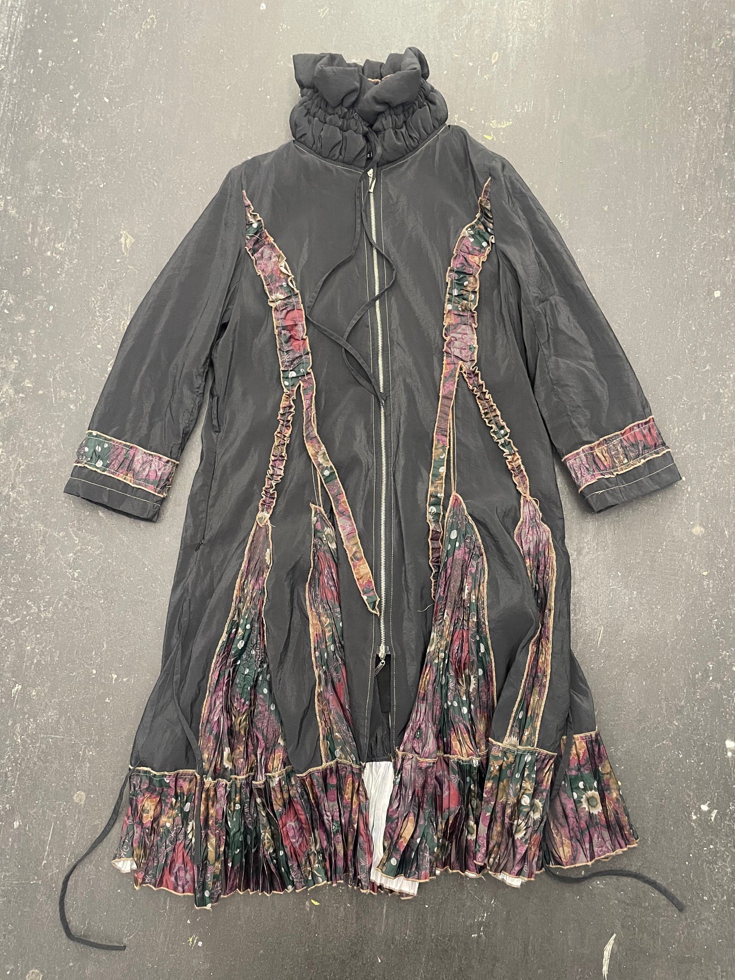 Neslay Drape Witch Coat