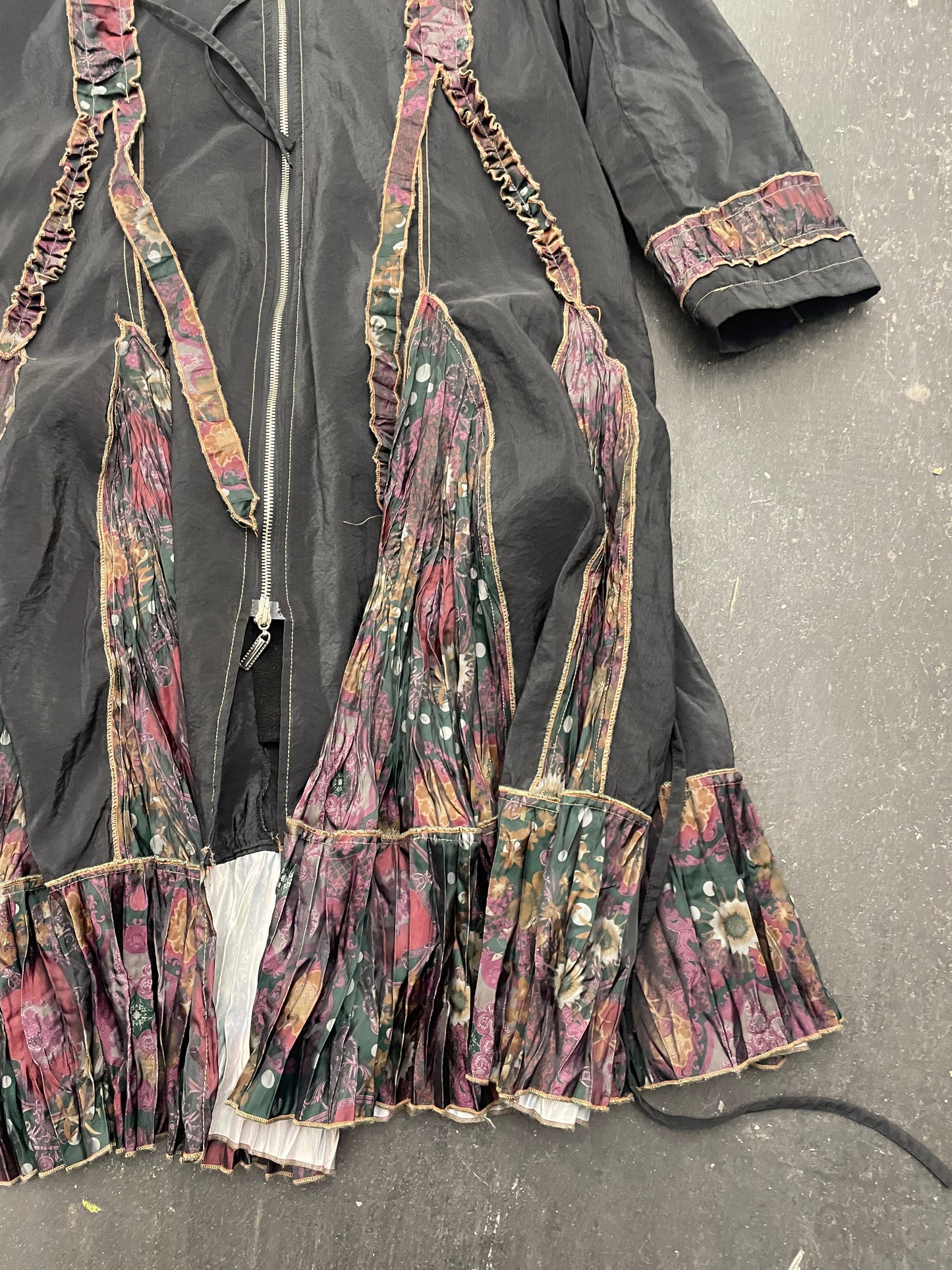 Neslay Drape Witch Coat