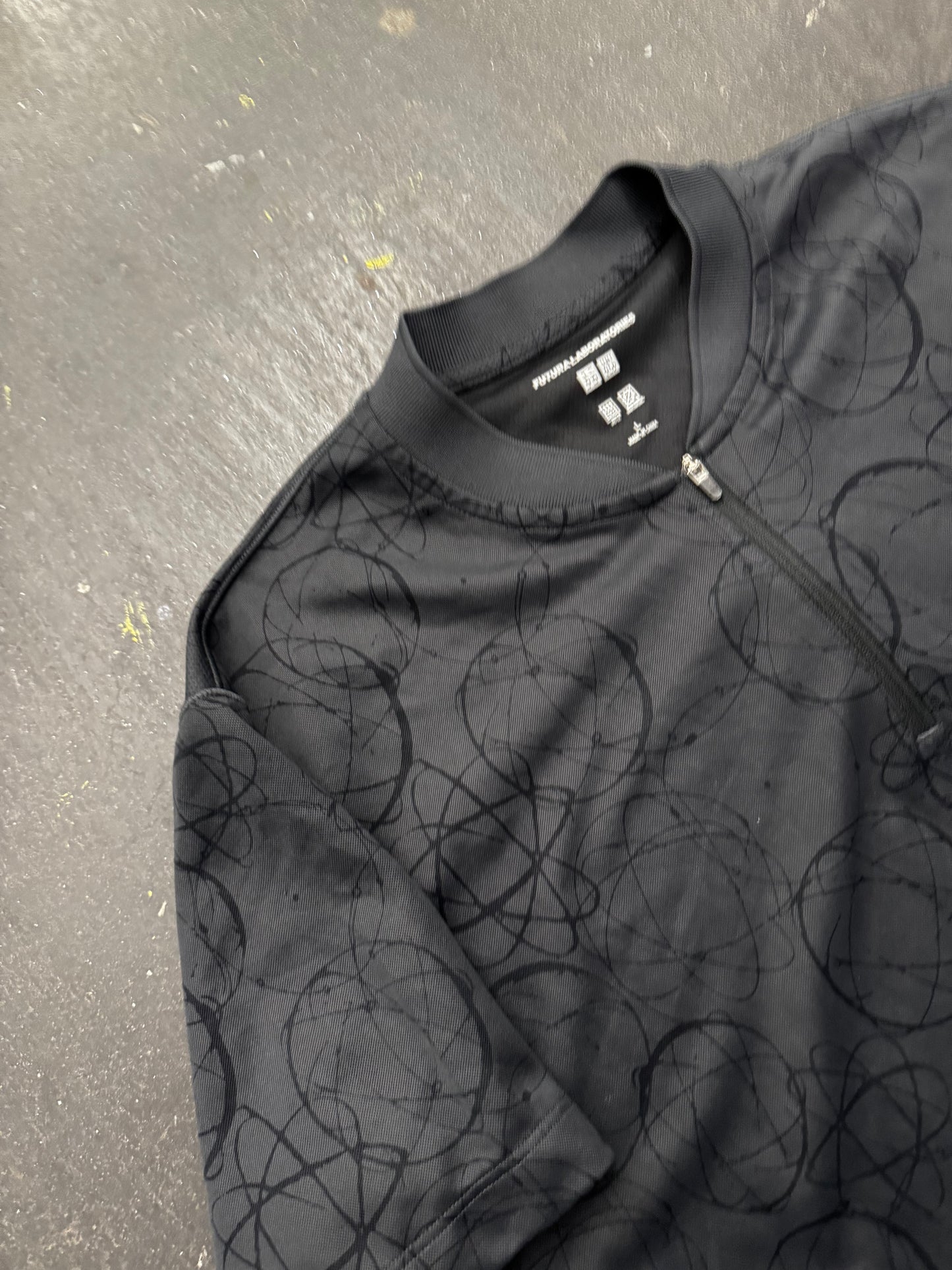 Futura Laboratories x Uniqlo Zip Top