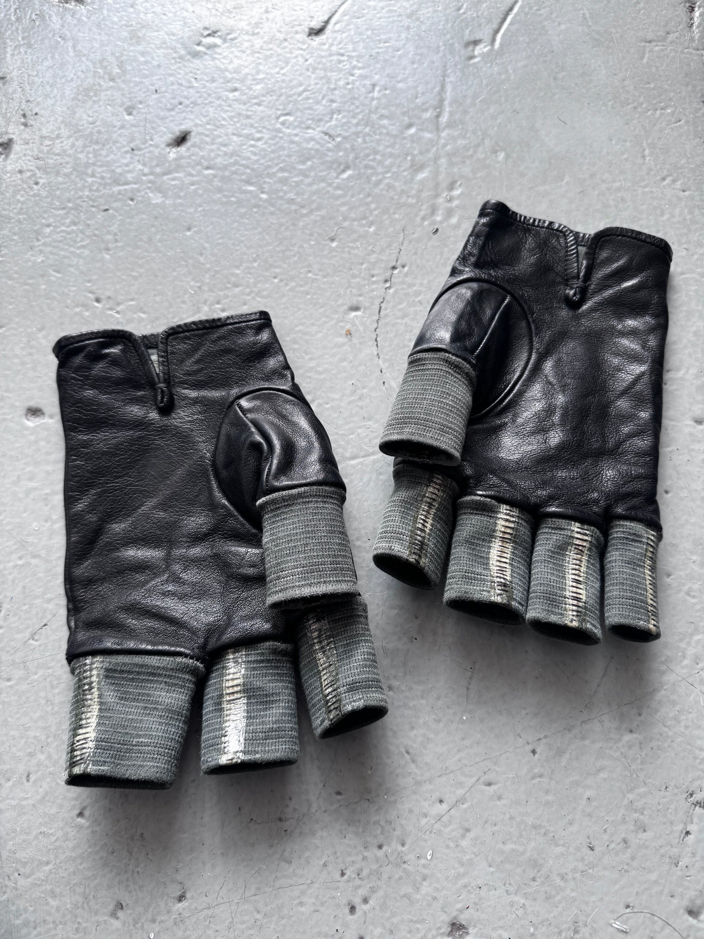 Carol Christian Poell Finger Cuff Gloves