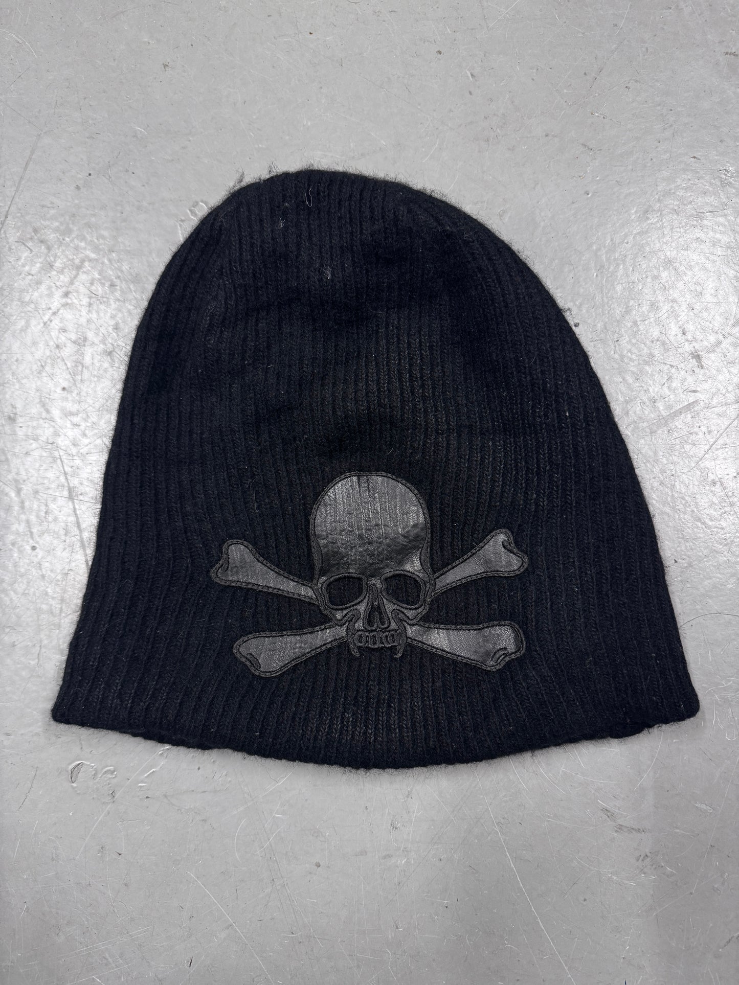 Roen Thick Knit Leather Patch Beanie