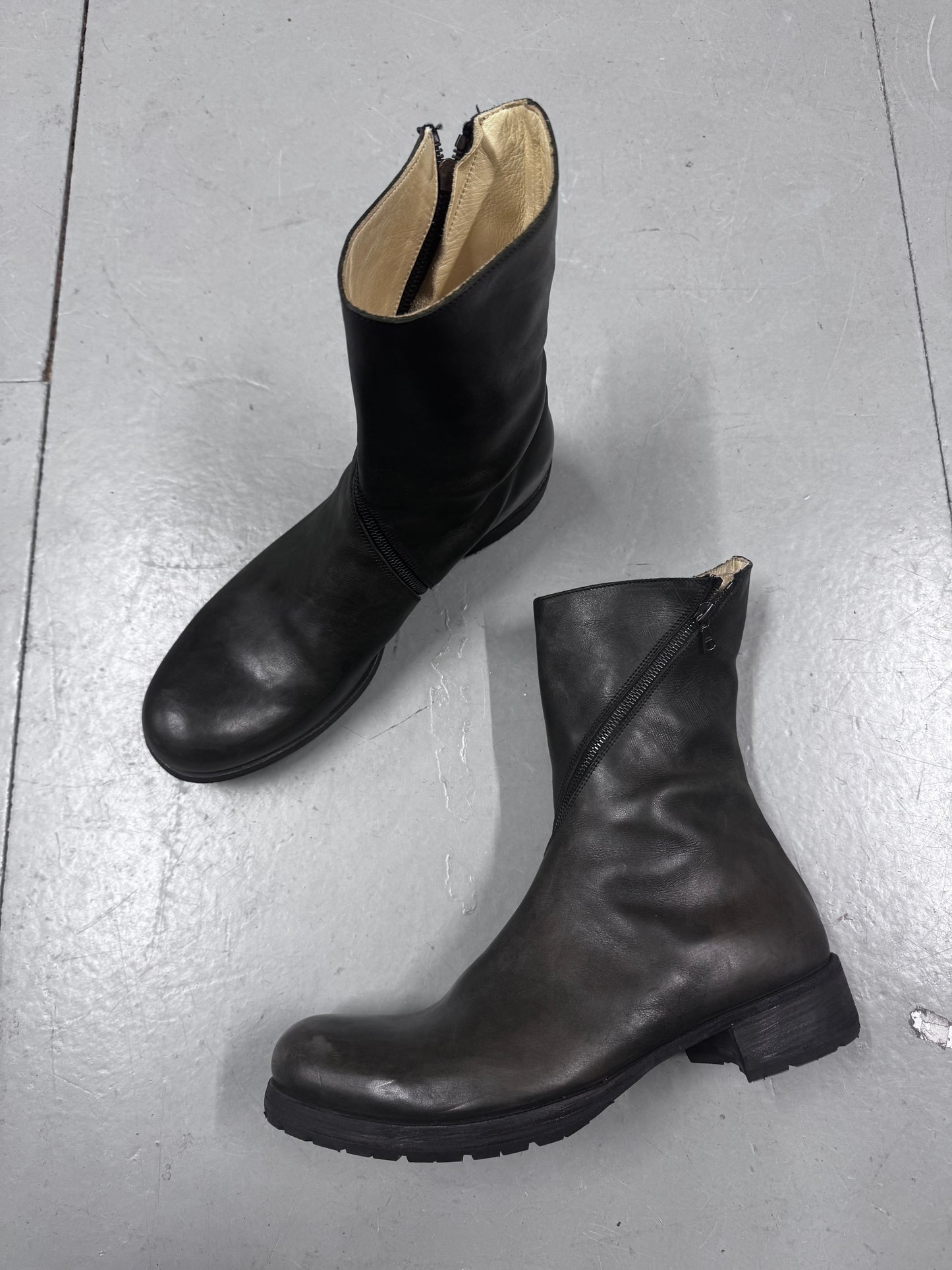 m.a+ spiral zip horse leather boots