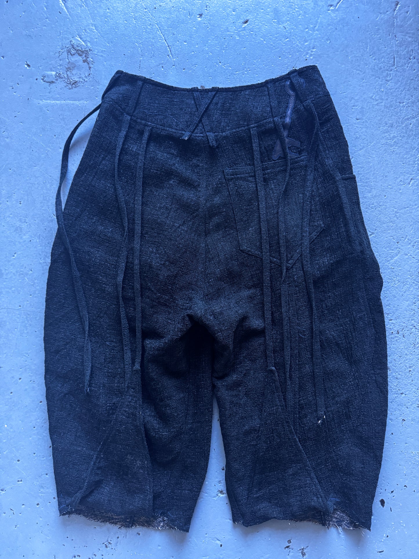 econbot 3/4 back drape pant