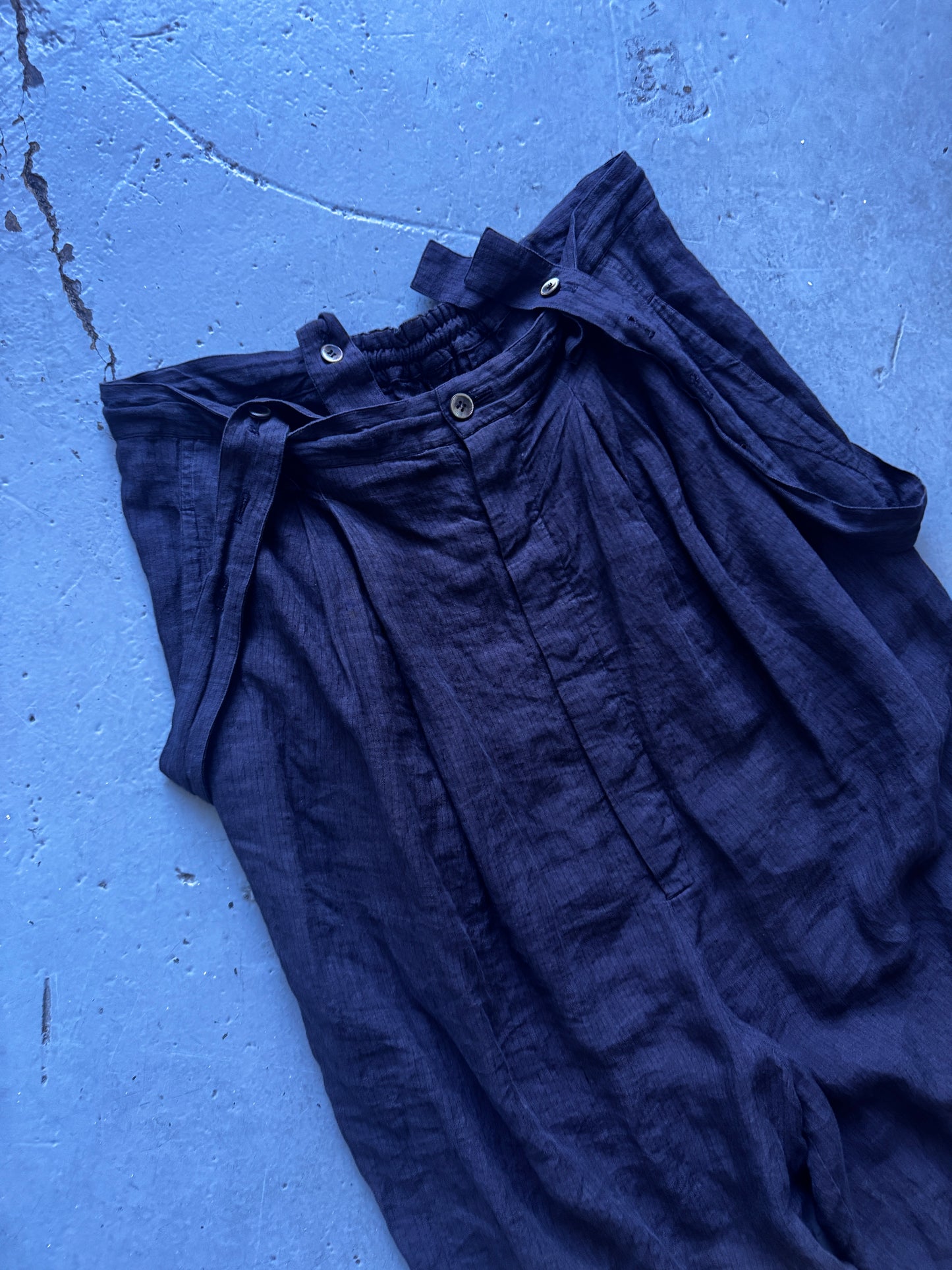 suzuku takayuki linen suspender trouser