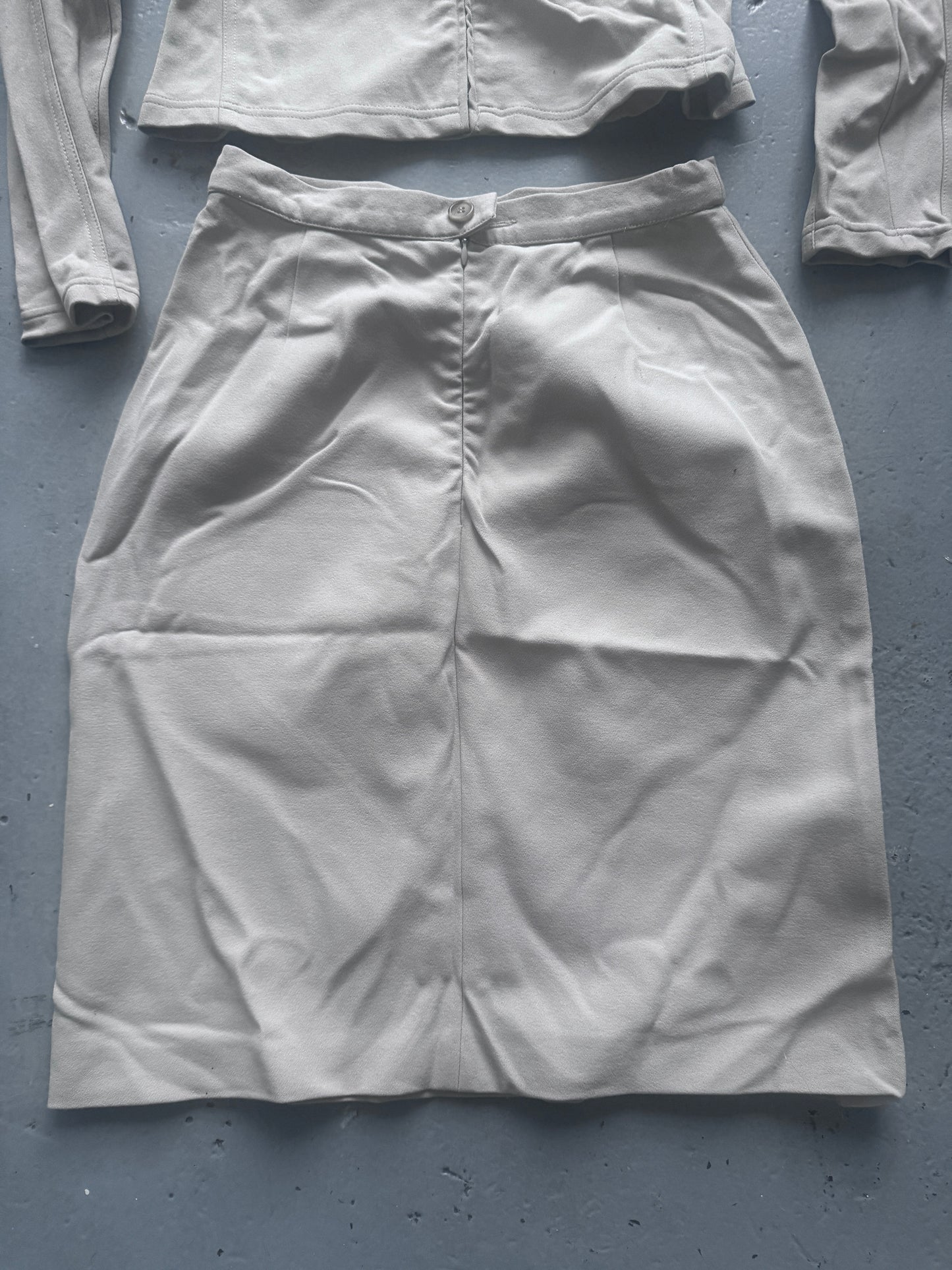 emporio armani 90s skirt and jacket set