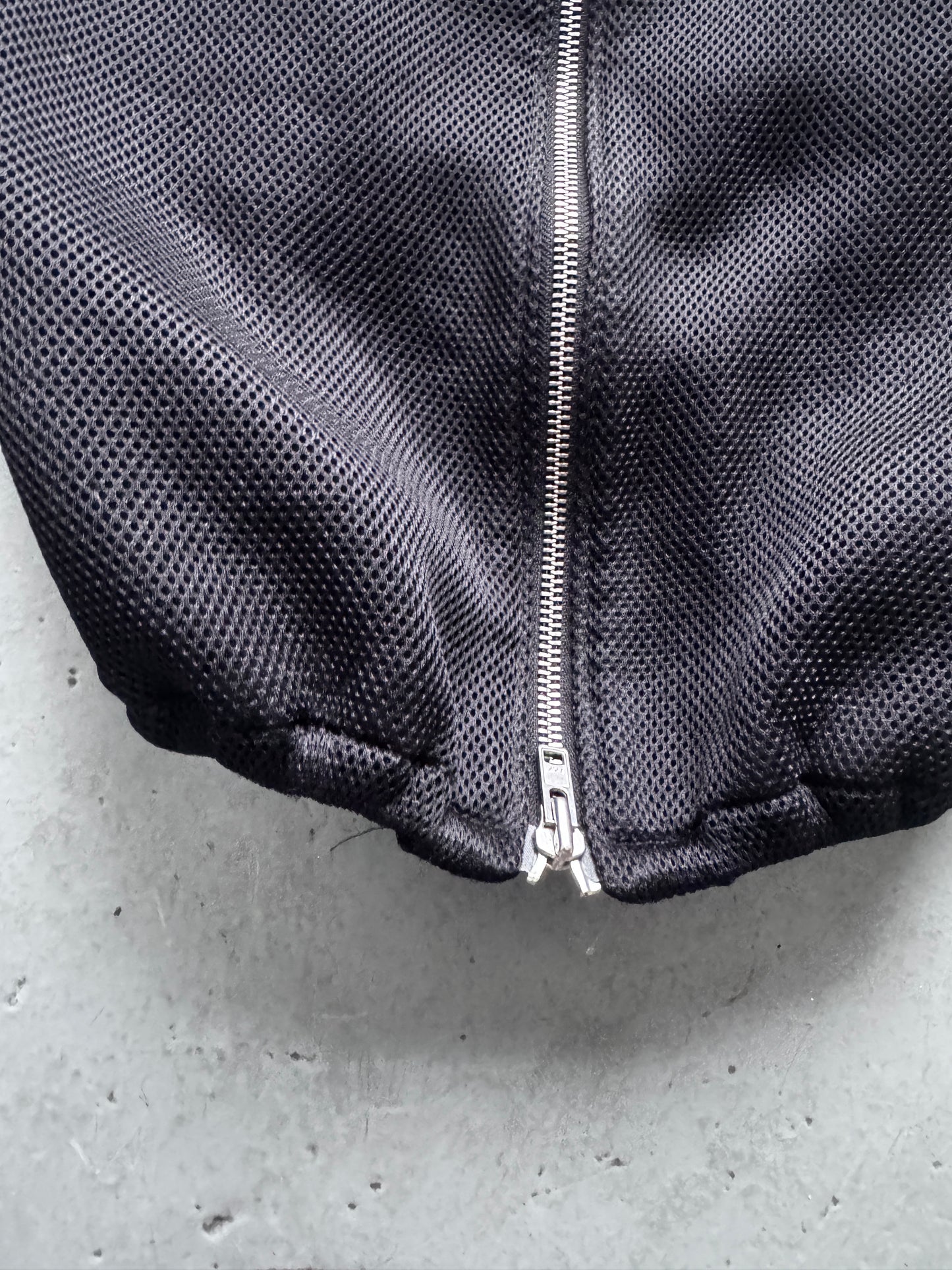 mesh zip up cap sleeve top