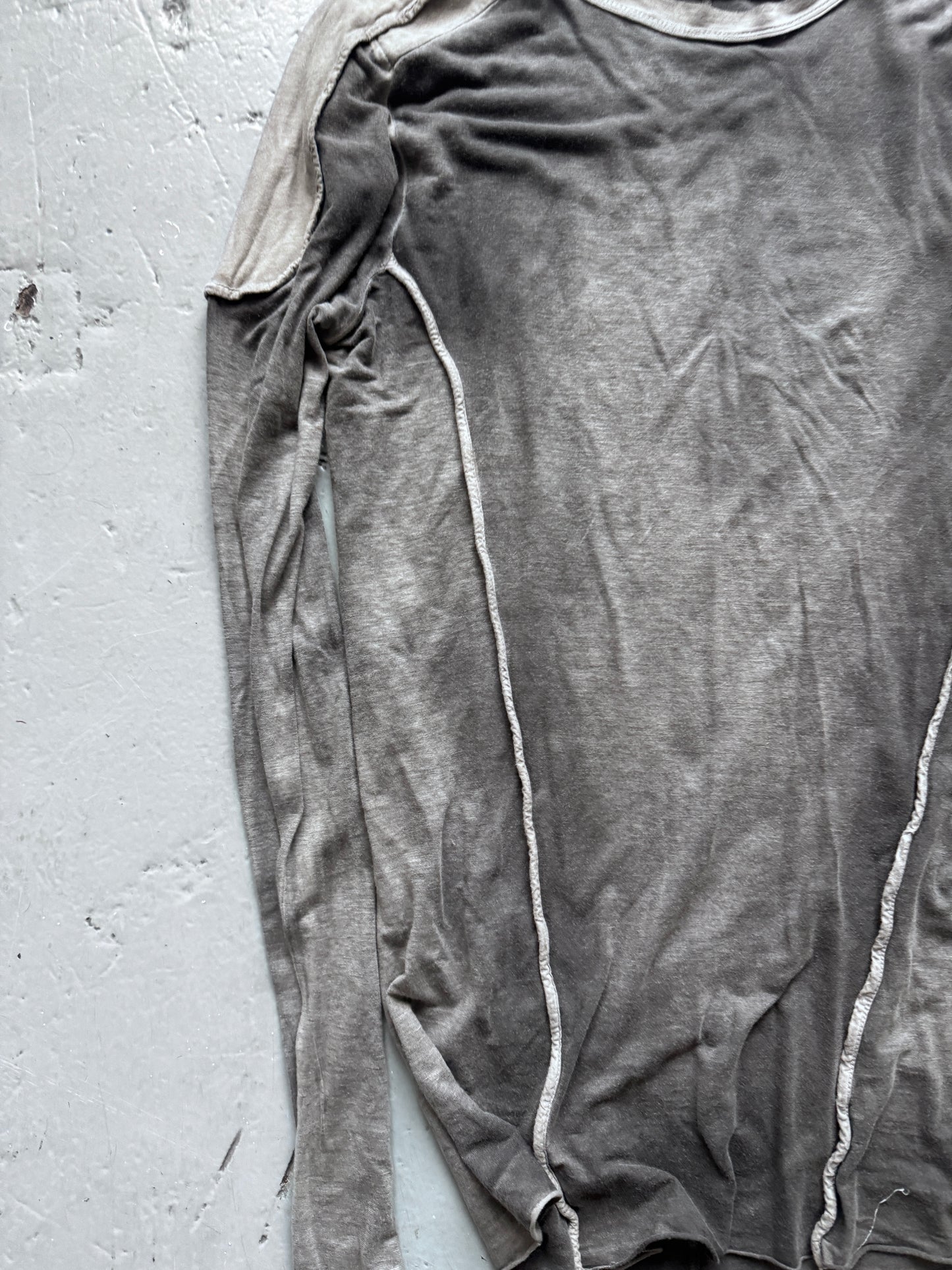 masnada thumbhole bias cut longsleeve