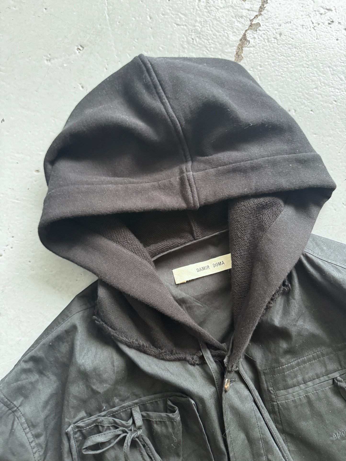 damir doma parachute cargo hooded shirt