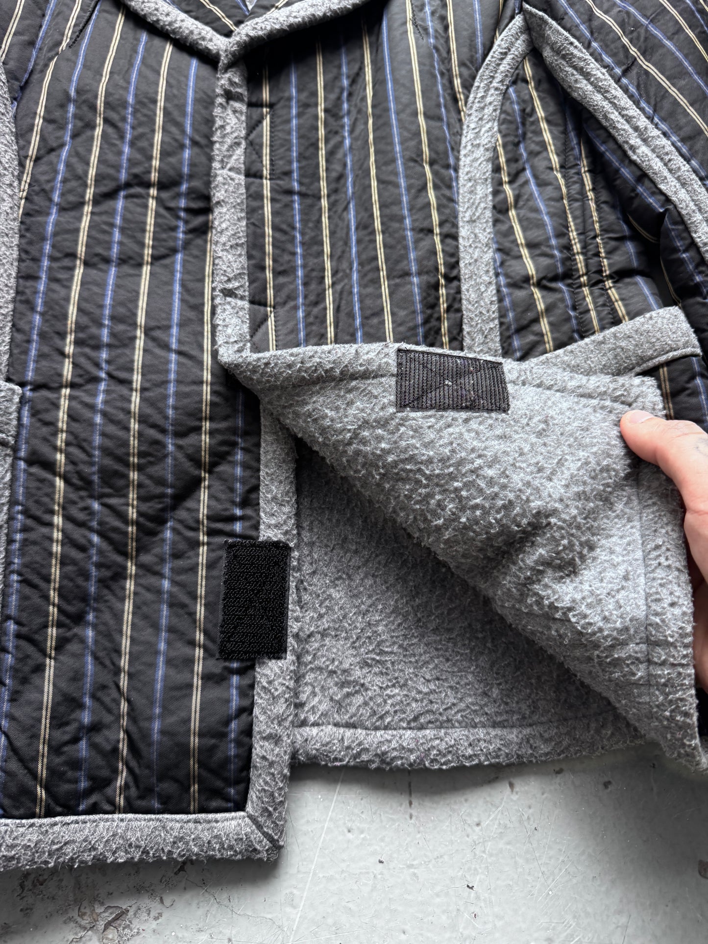20471120 padded felt nylon blazer