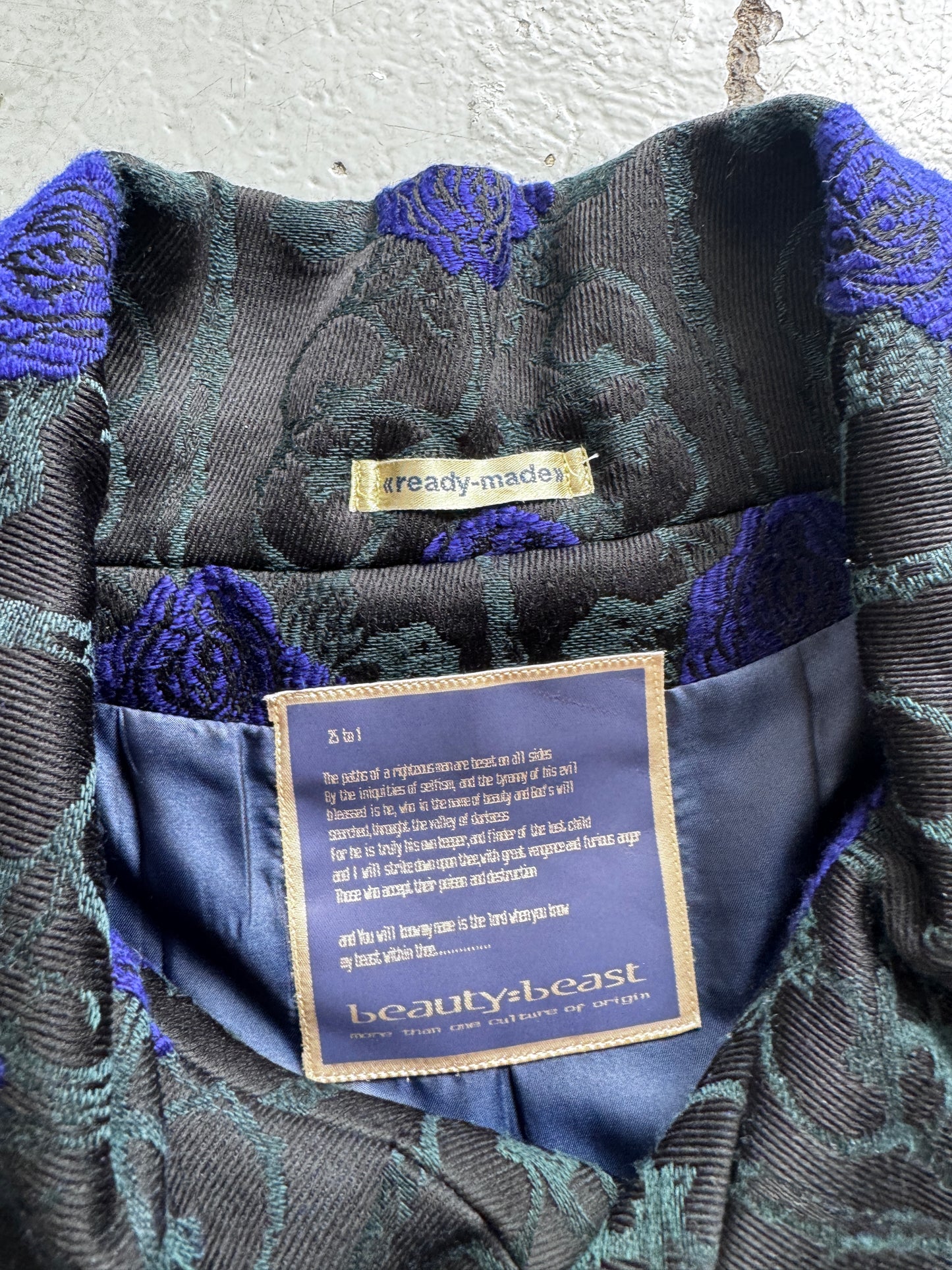 beauty:beast aw98 dark knight rose coat