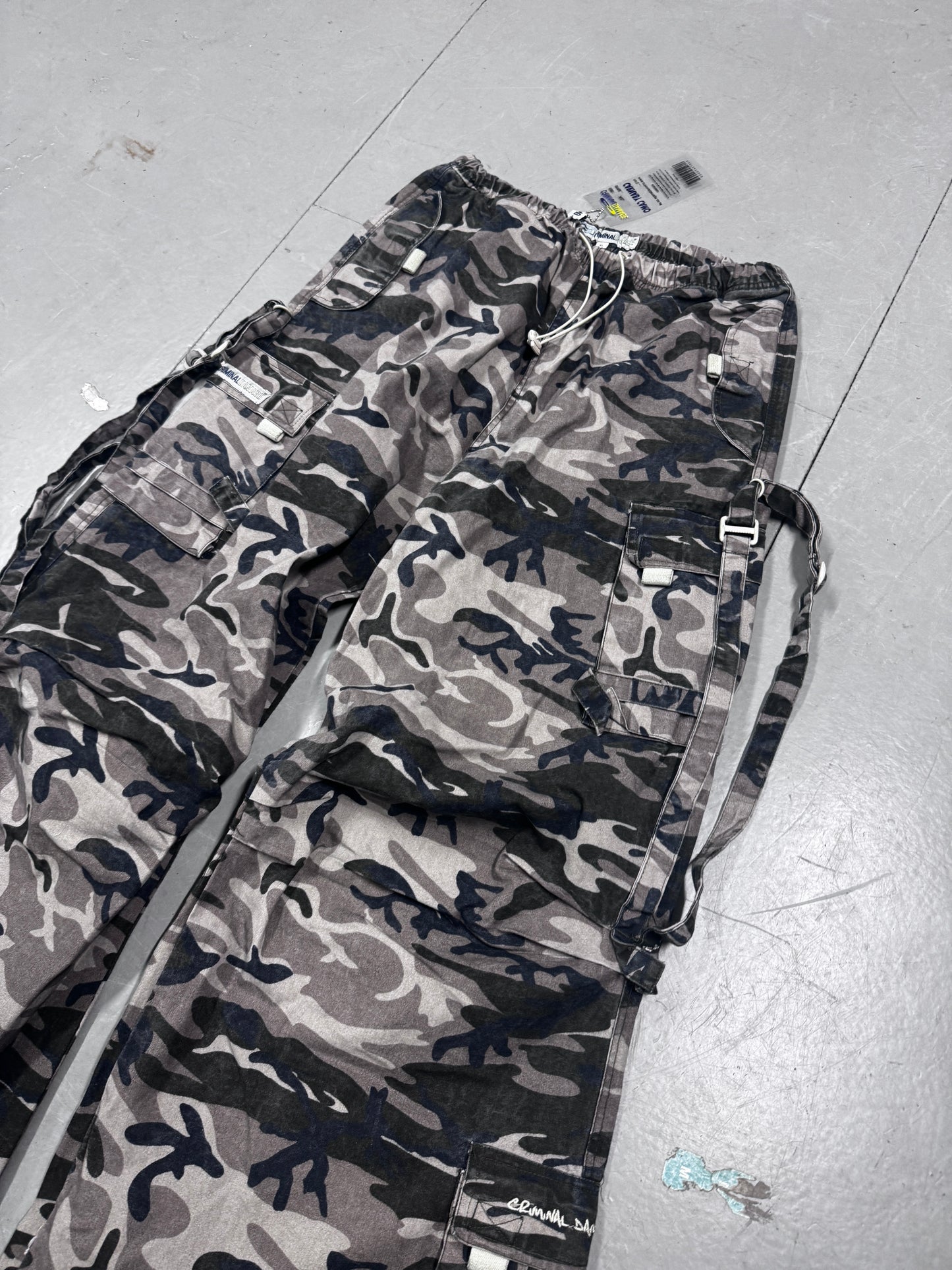 Criminal Damage Gusset Camo Cargo