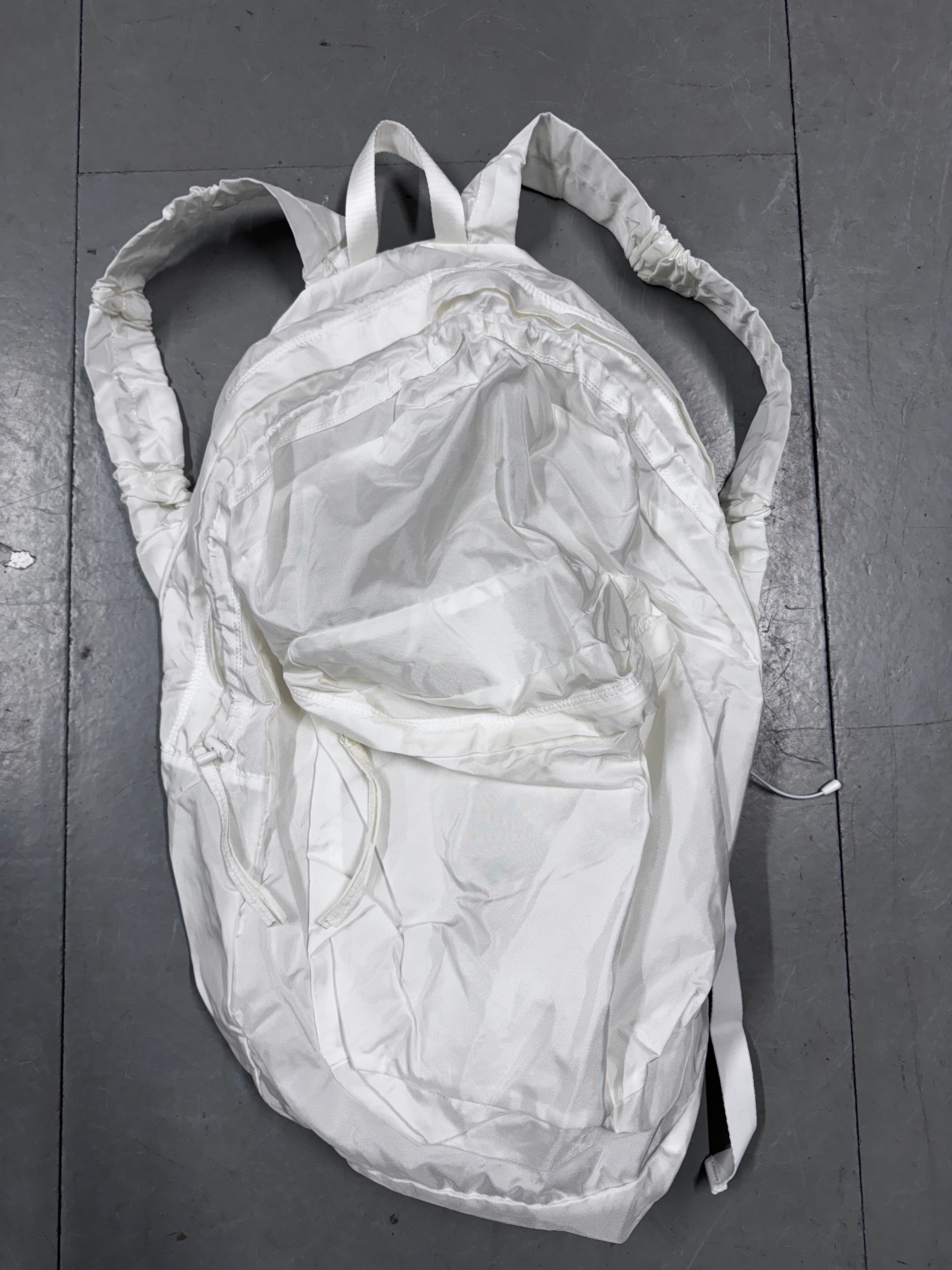 バッグ Kanghyuk airbag oversized Backpack Kanghyuk AW21 Oversized Airbag Backpack – Jubilee Archive