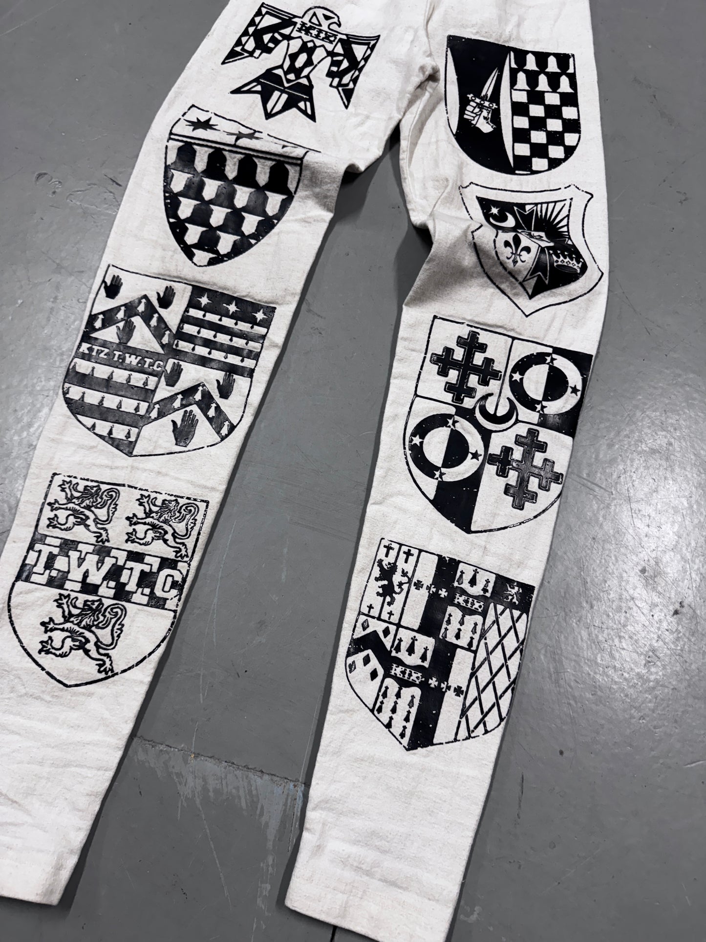 KTZ Heraldry Leggings