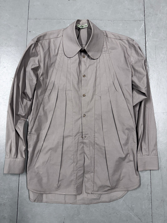 Strongthe Pleat Front Curved Collar Shirt
