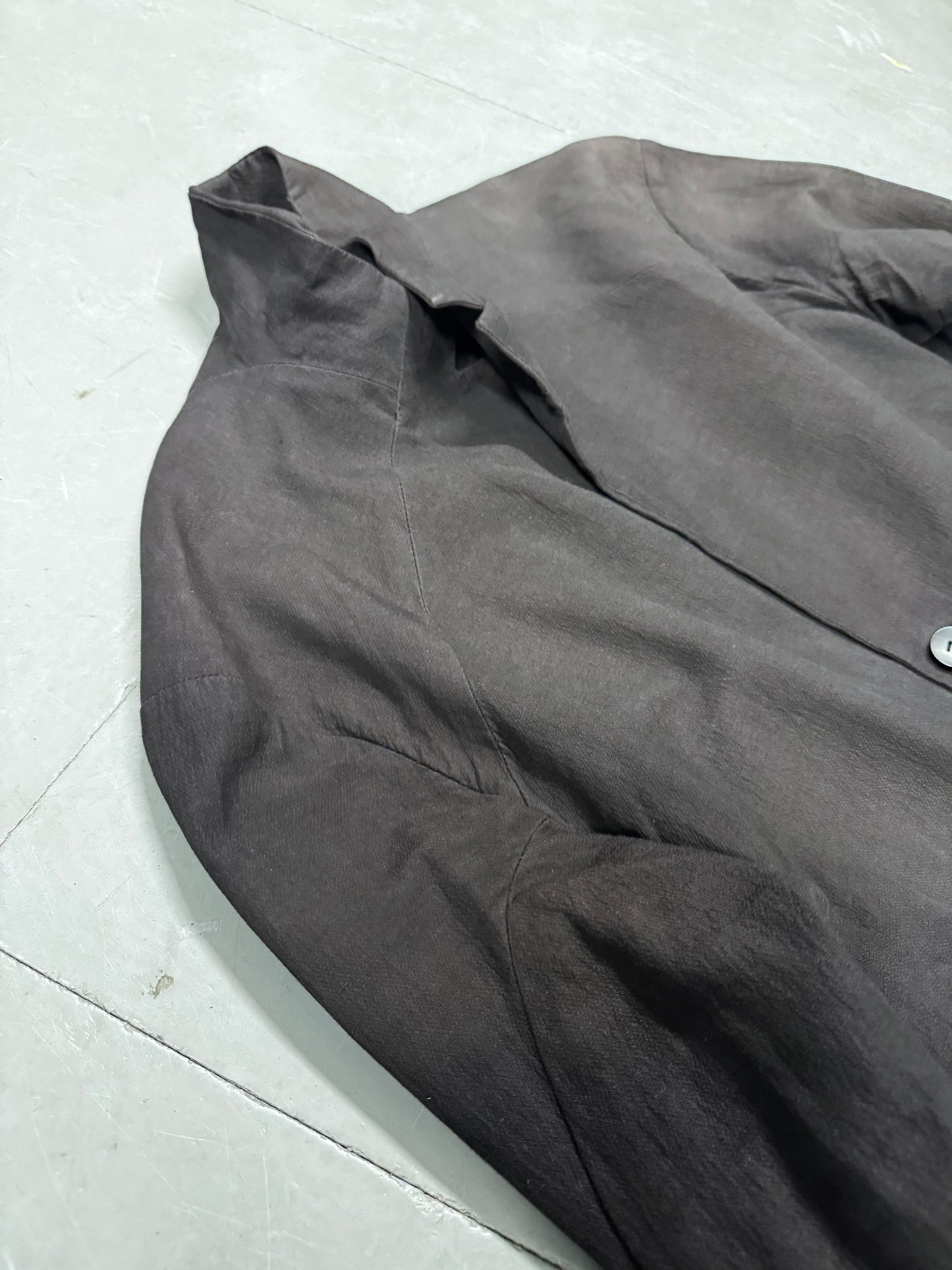 Devoa Articulated Sleeve button Coat