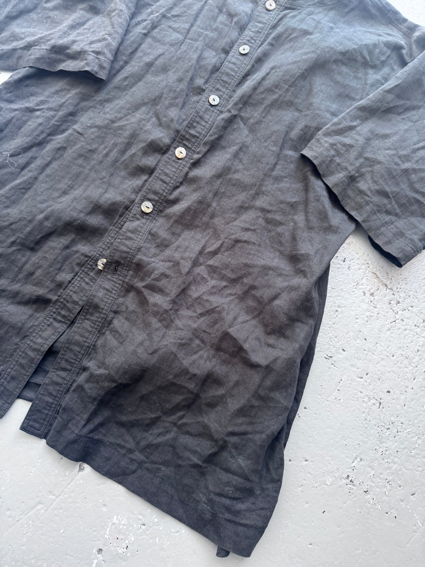 KTZ Point Hood Linen Witch Shirt