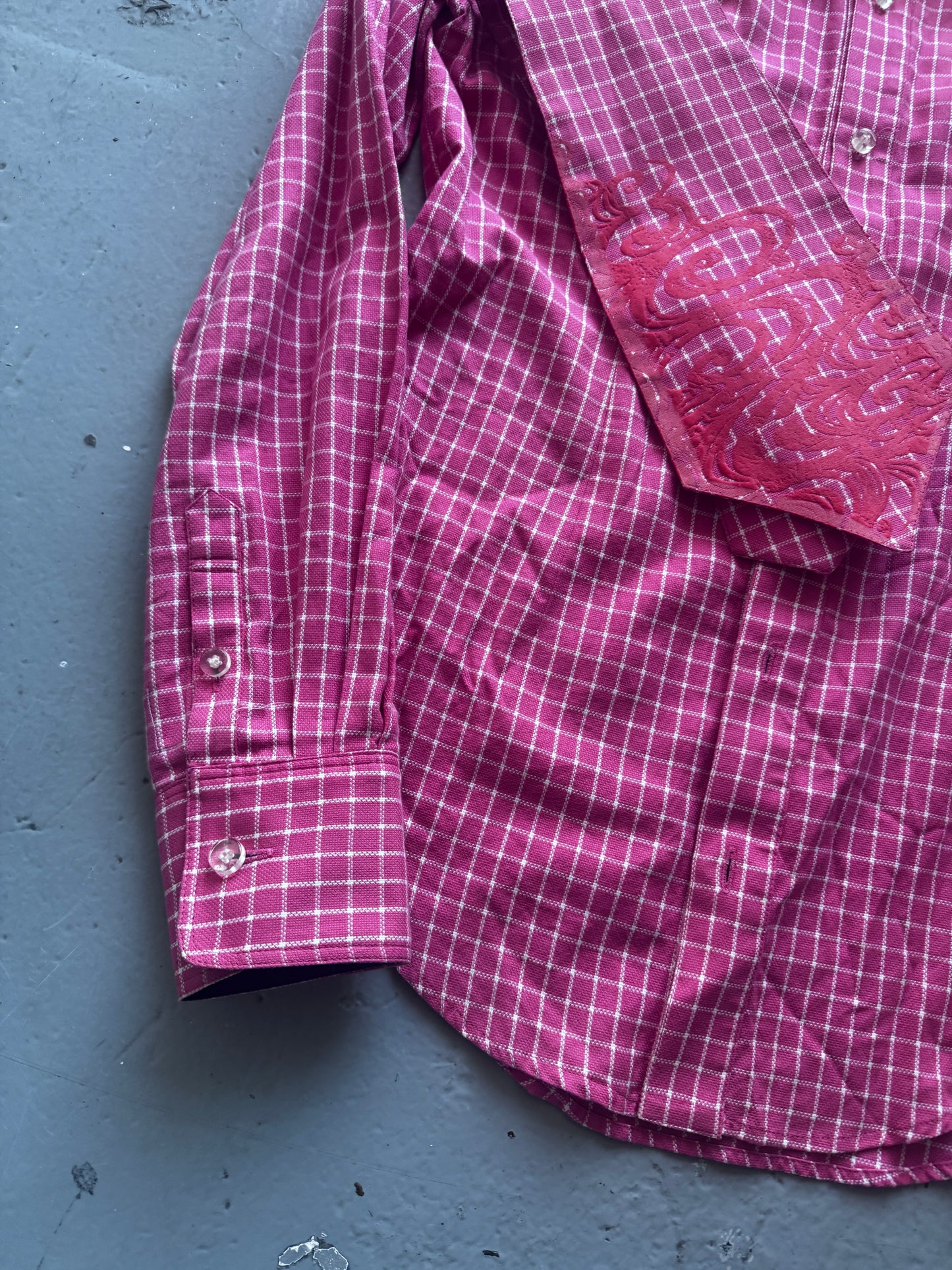 20471120 90s Pink Cheque Exaggerated Shirt and Tie