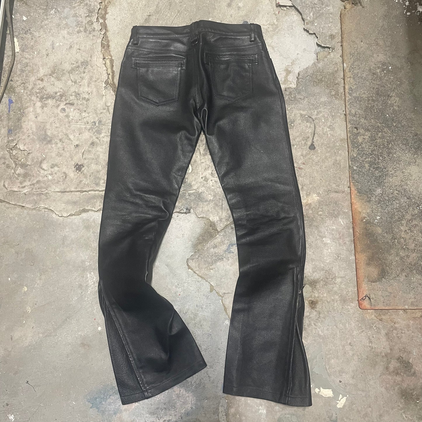 Yasuyuki Ishii Pig Leather Adjustable Flares