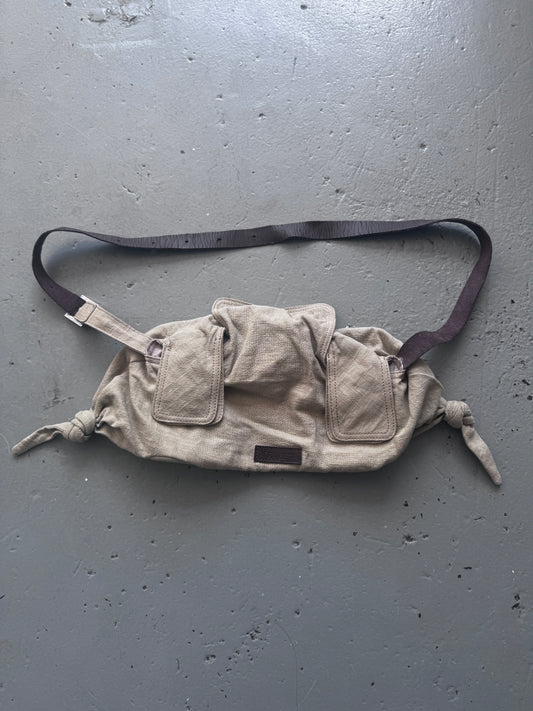 VeniceW Closed Eyes Pigeon Bag