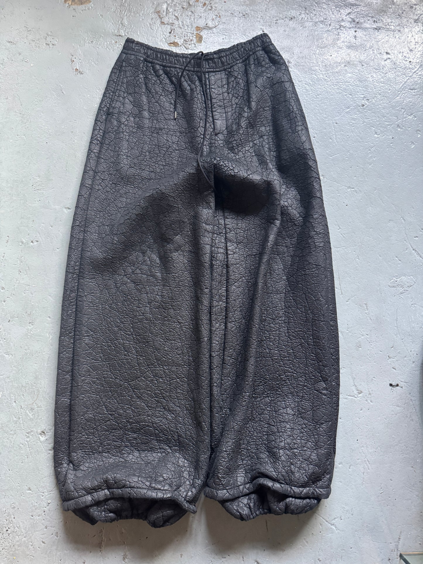 TAAKK Cracked Wide Leg Trouser