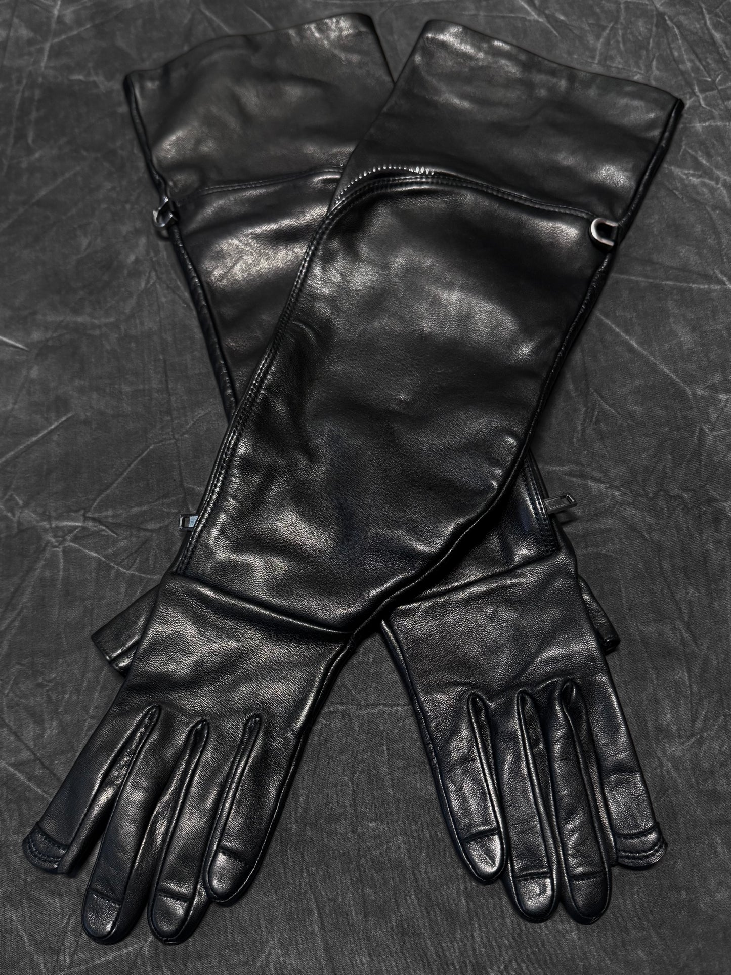 Rick Owens AW19 Babel Runway Cargo Gloves