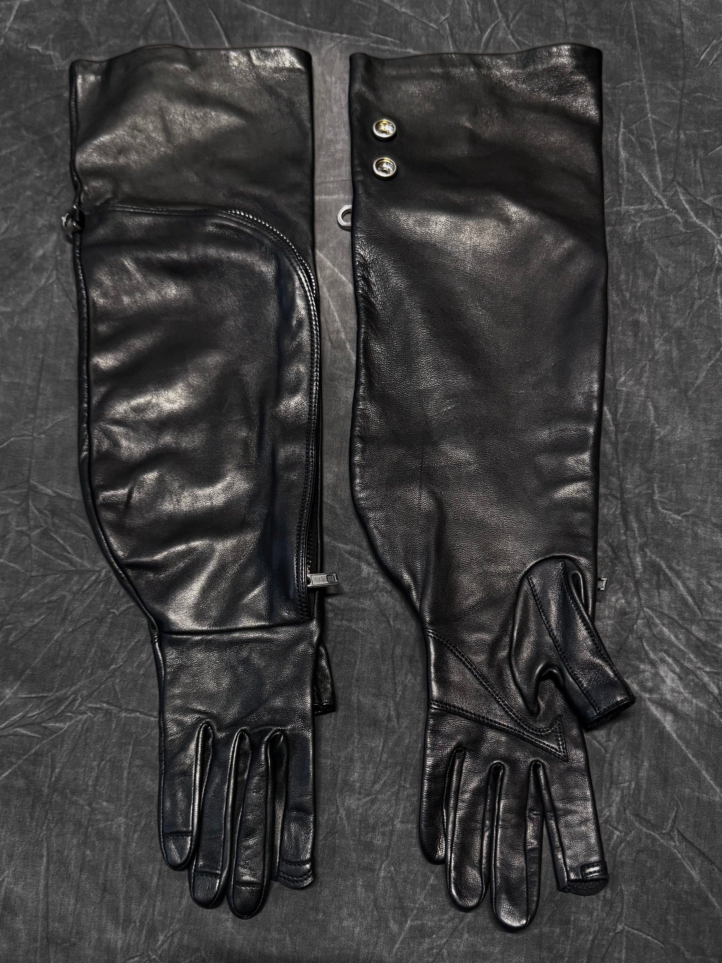 Rick Owens AW19 Babel Runway Cargo Gloves