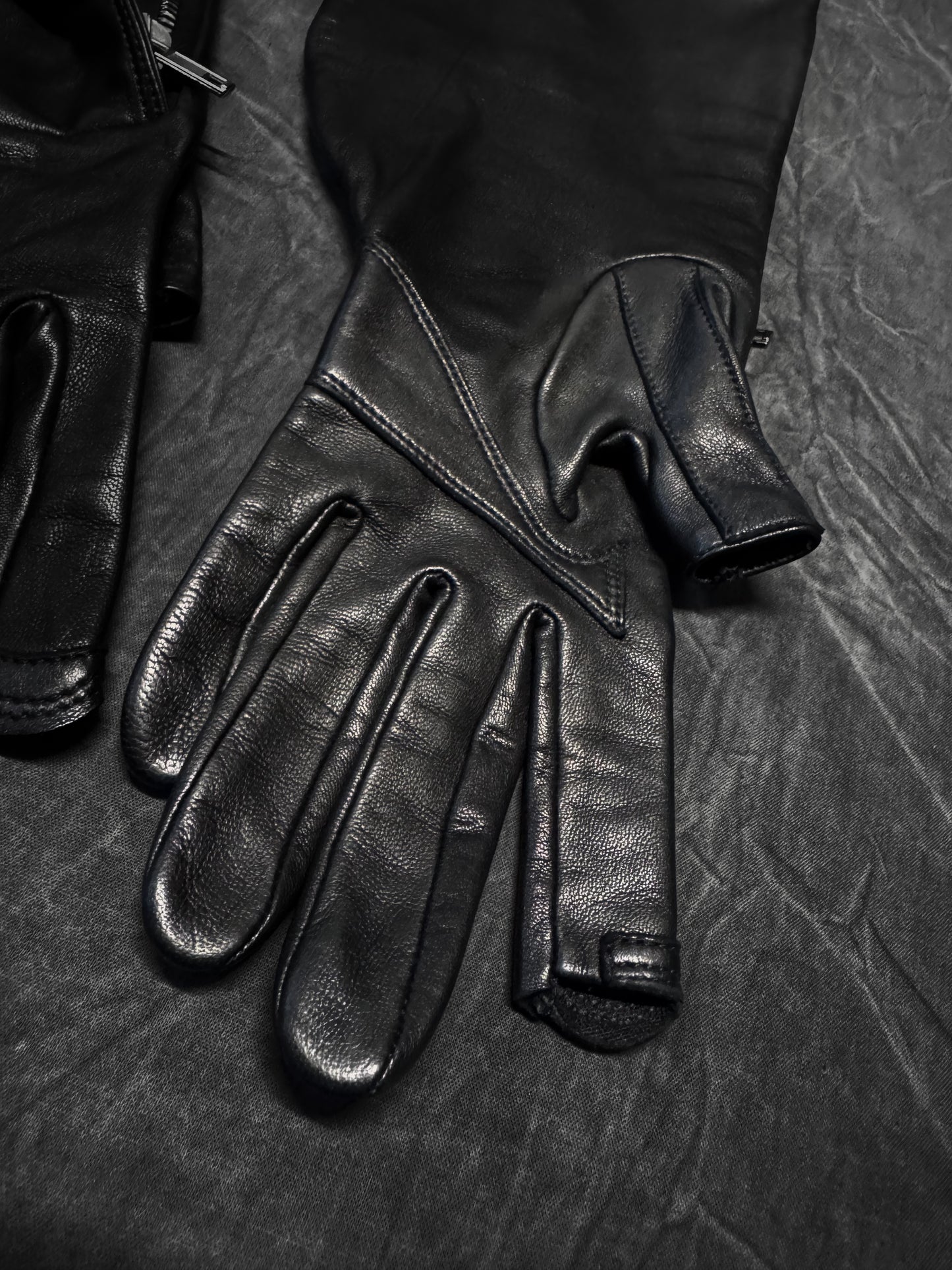 Rick Owens AW19 Babel Runway Cargo Gloves