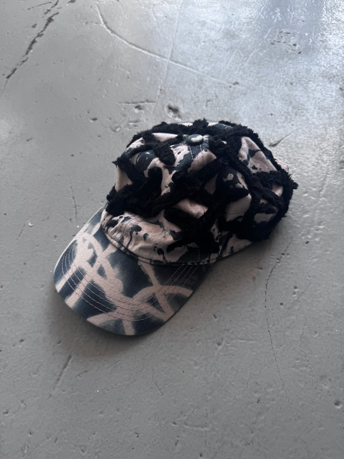 gentle mutilation bleach cap