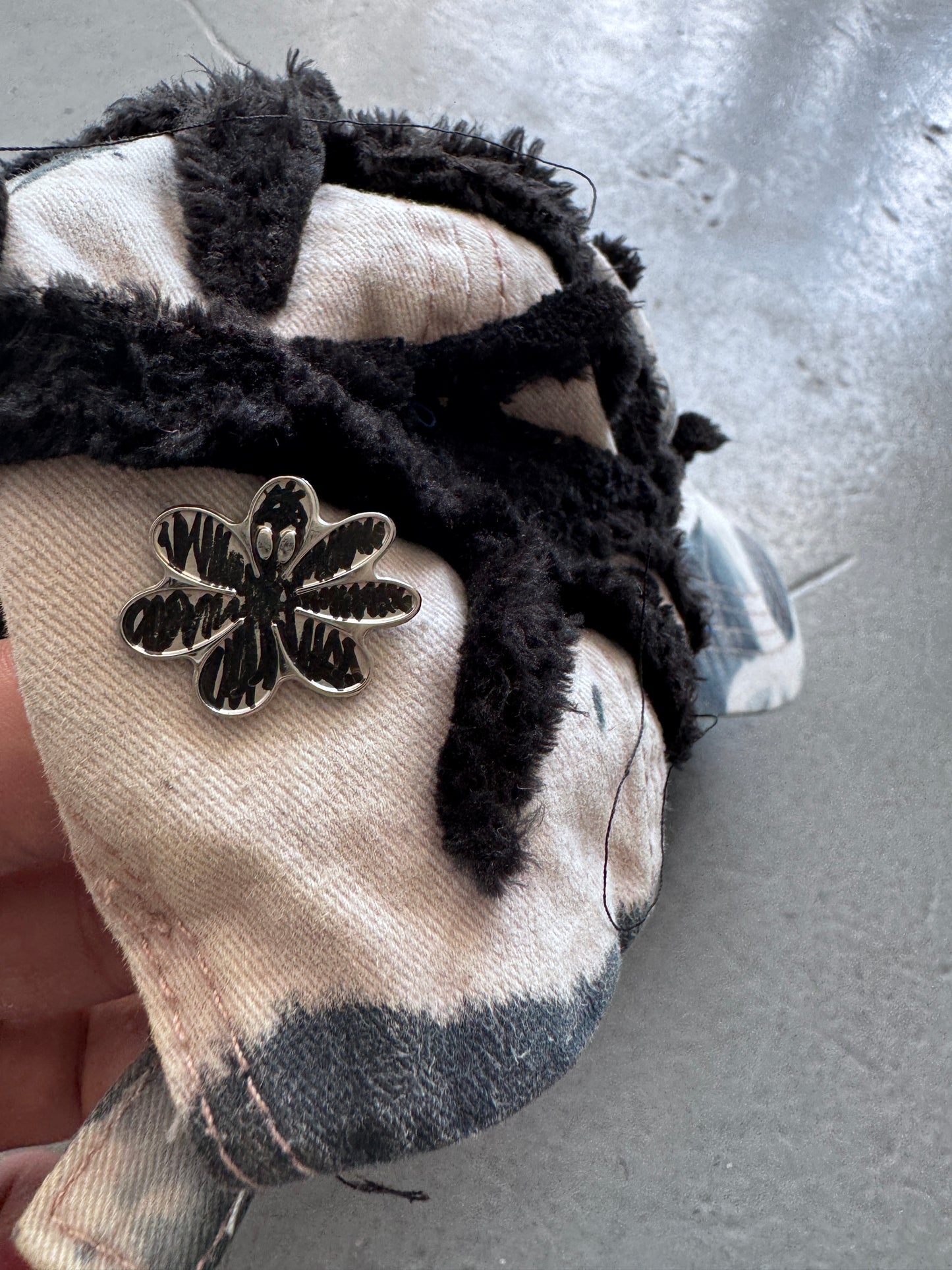 gentle mutilation bleach cap