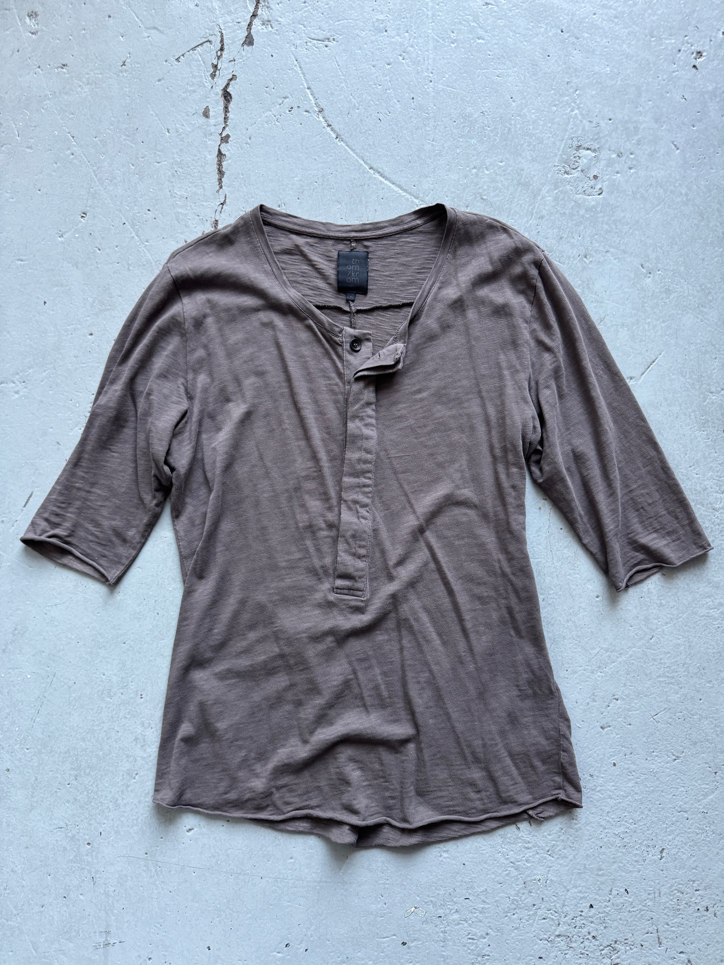 Thom Krom 3/4 Sleeve Back Cross Henley Top