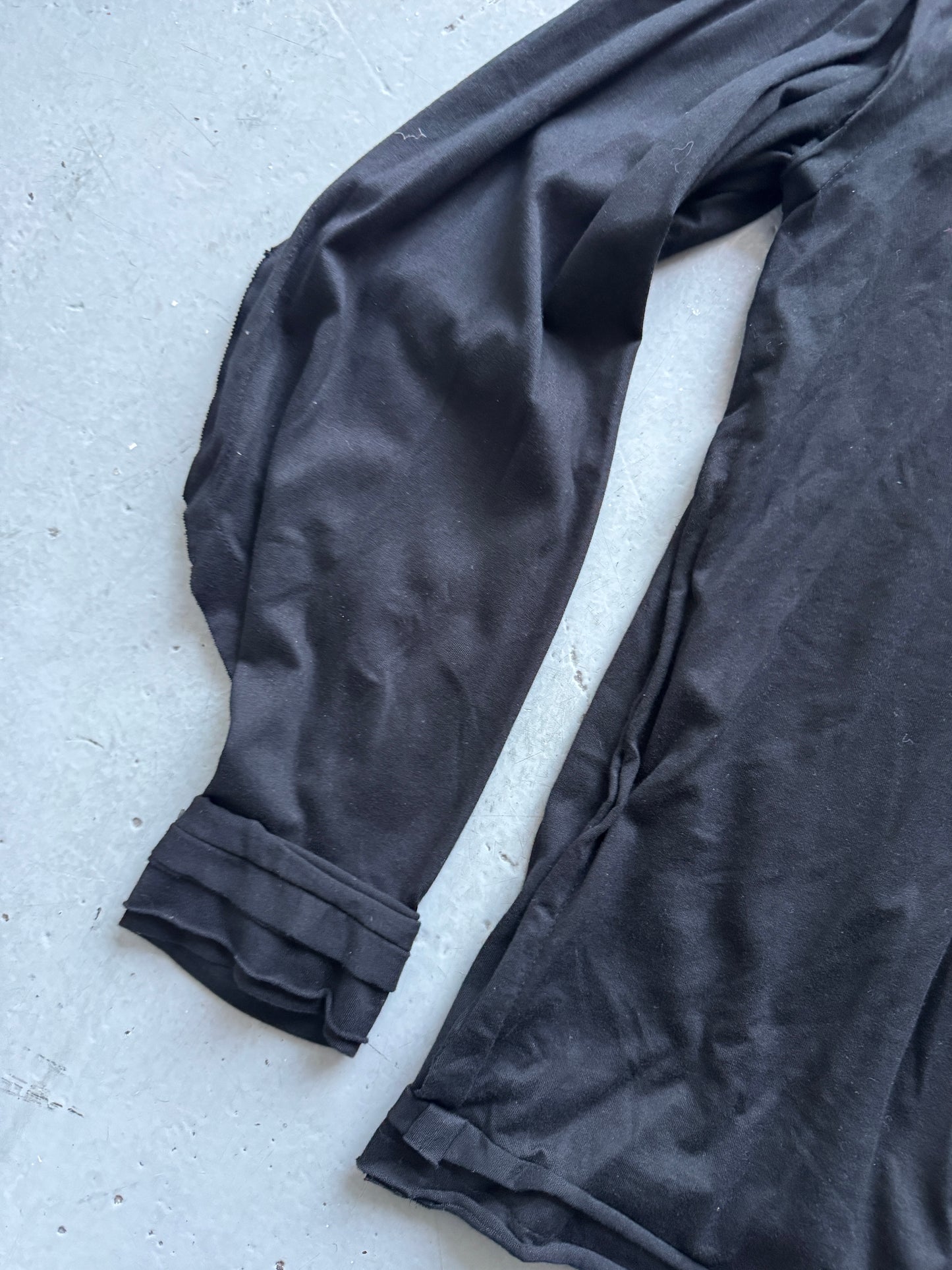 Nemeth early cut sew longsleeve