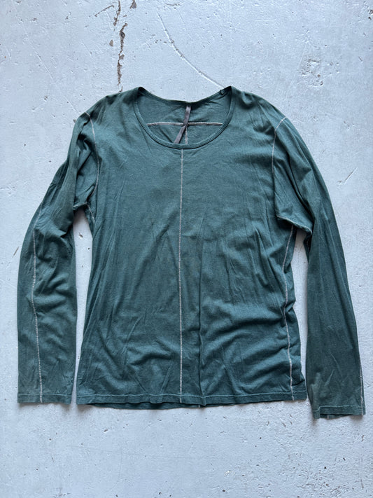 attachment overlock longsleeve top